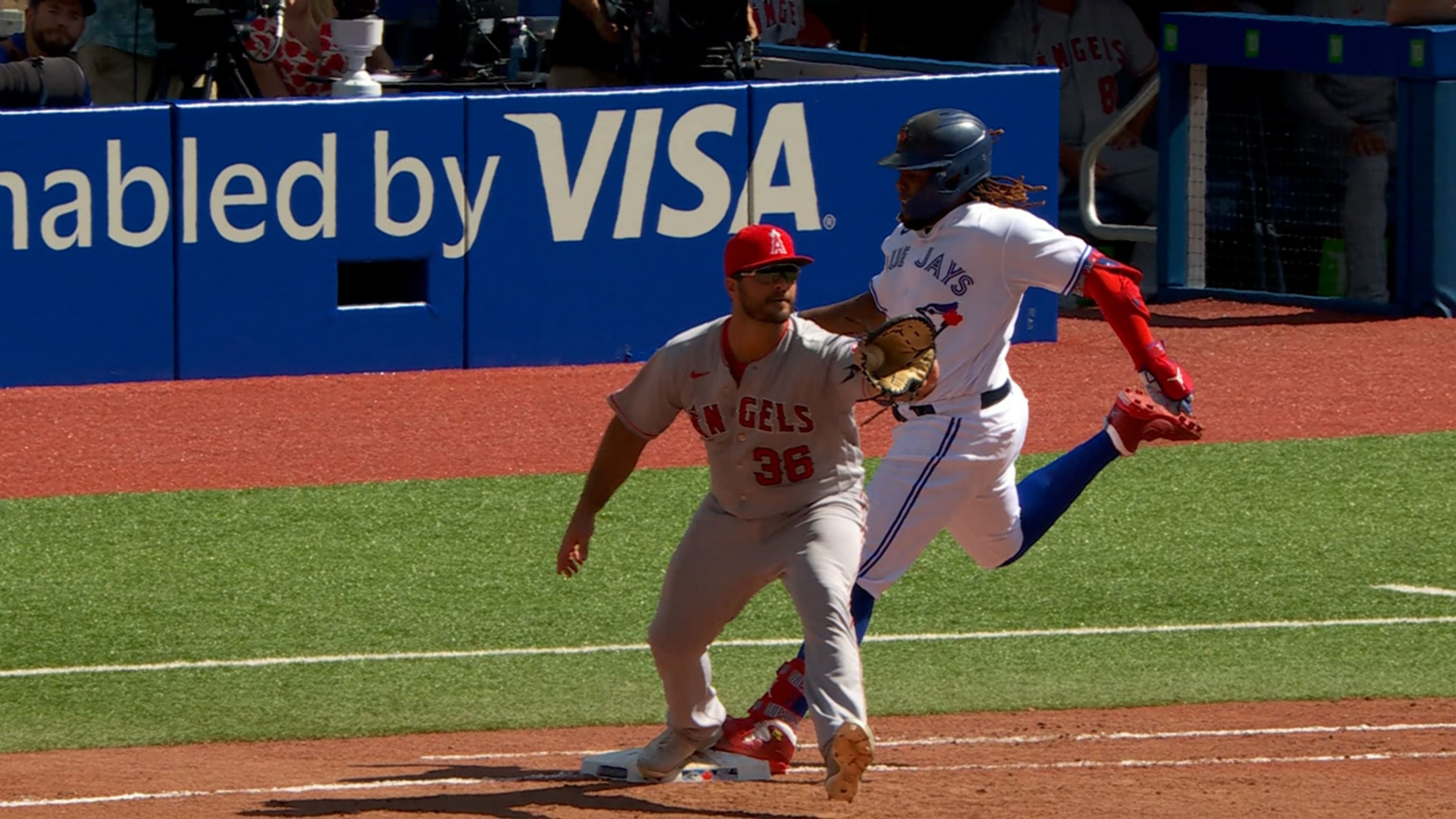 Guerrero Jr. safe after review