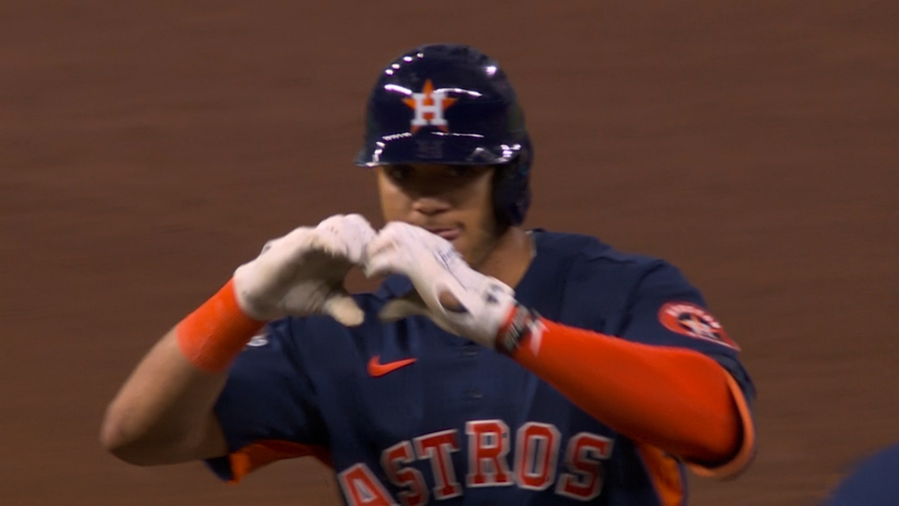 Jeremy Peña brilla en el Juego 6