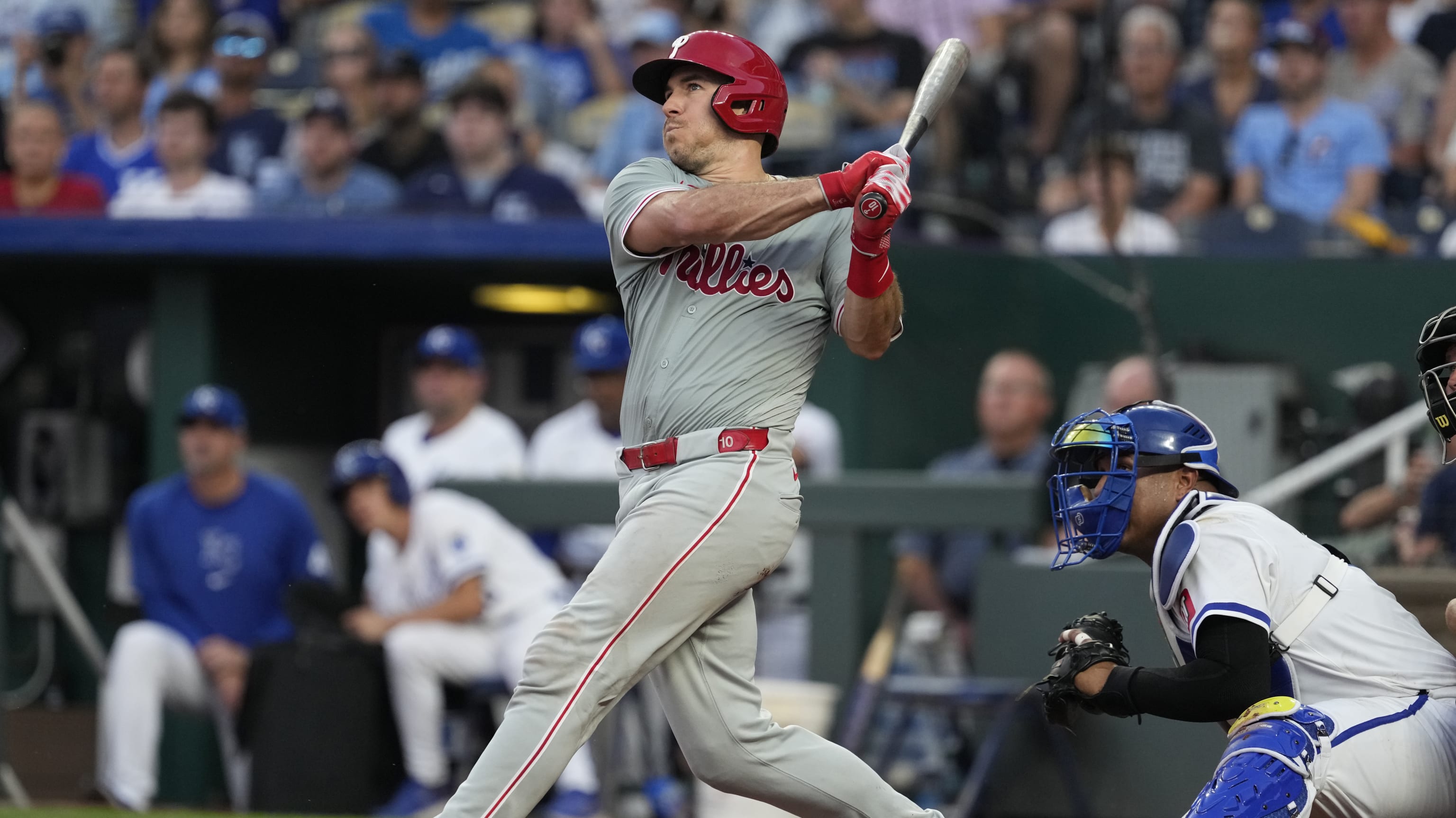 J.T. Realmuto hits a pair of three-run home runs