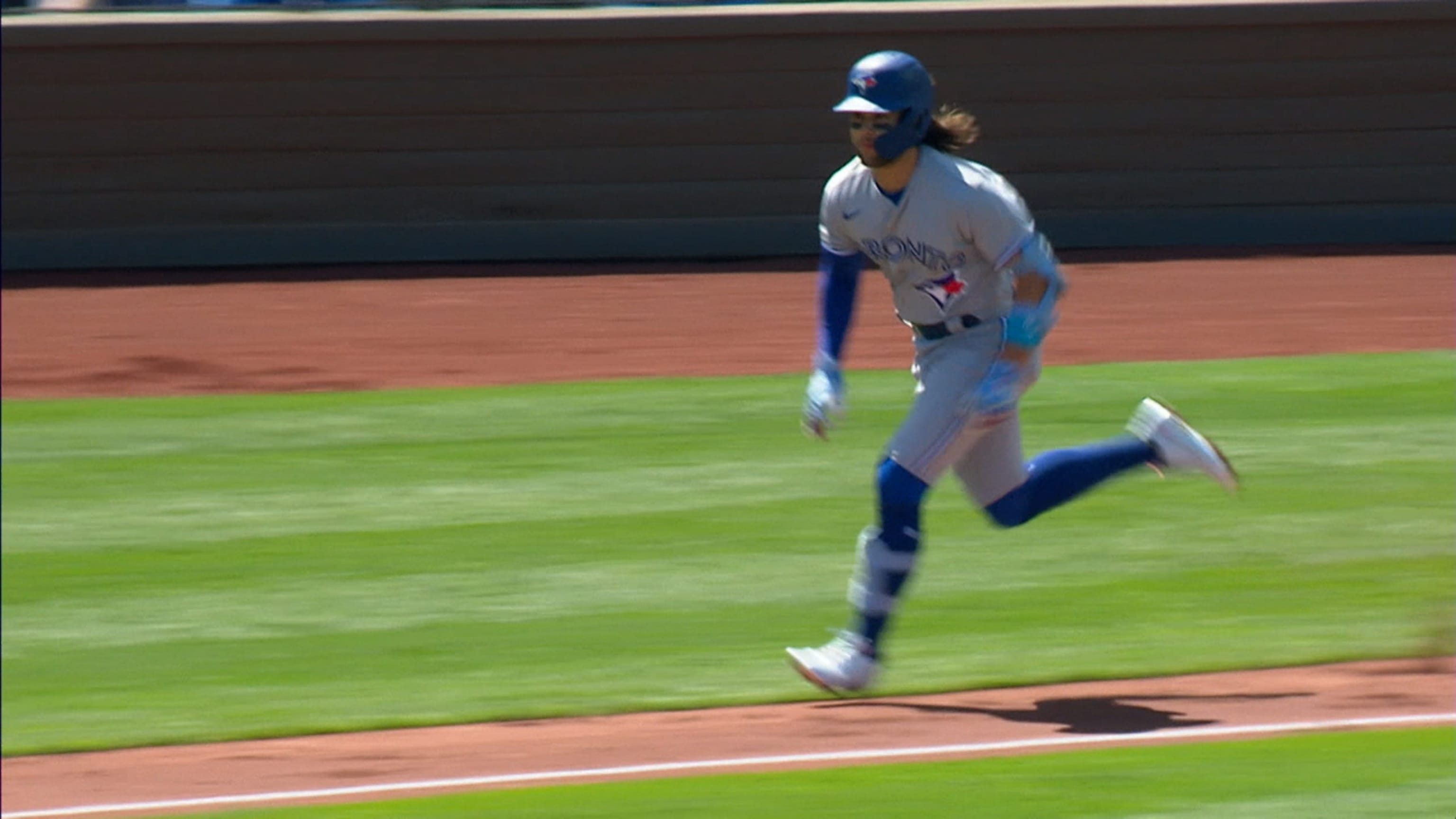 I'm glad we wear the same jersey': Blue Jays' Kiermaier praises Guerrero  Jr.'s ability