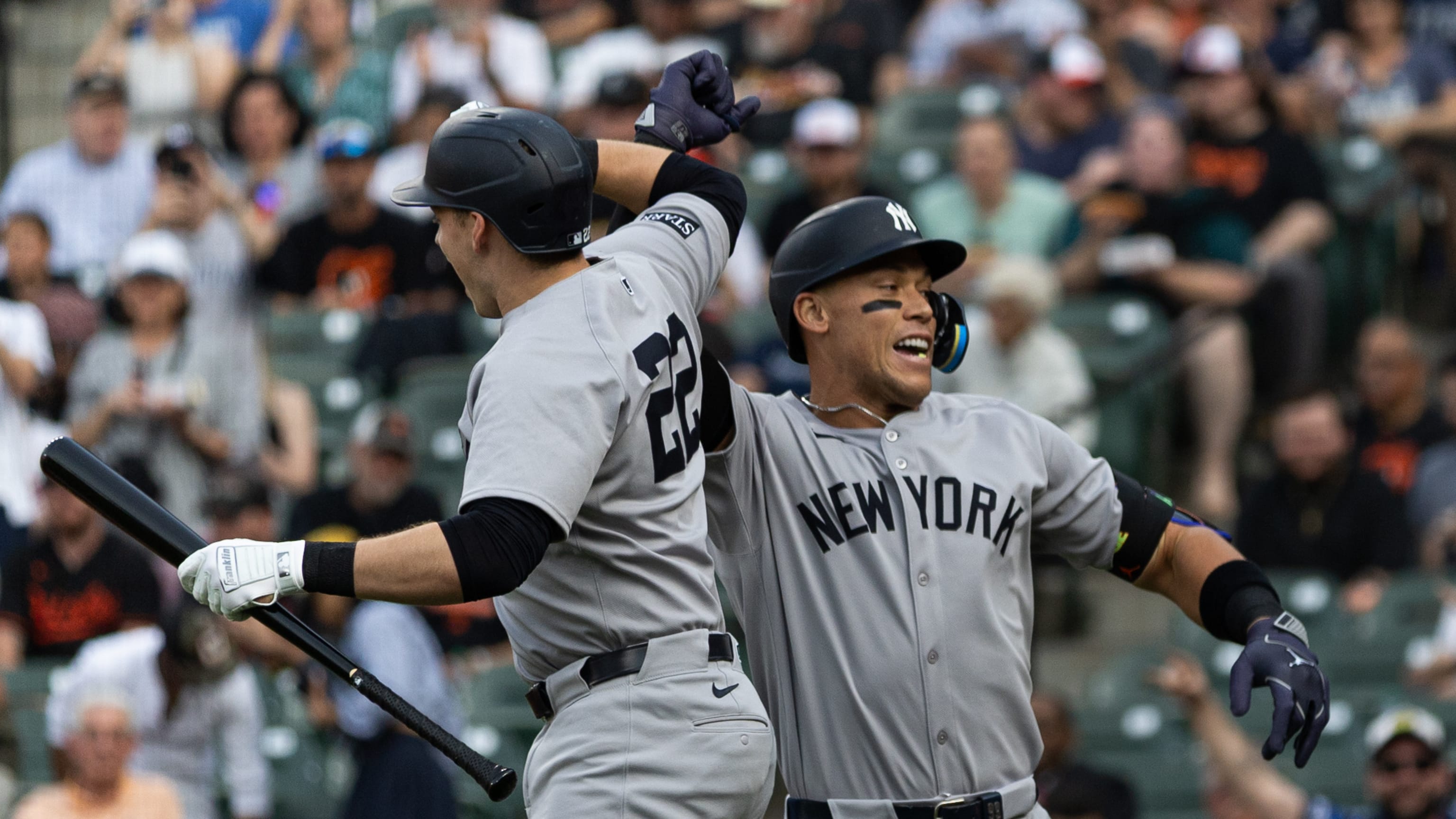 Yankees crush THREE straight homers to start the game