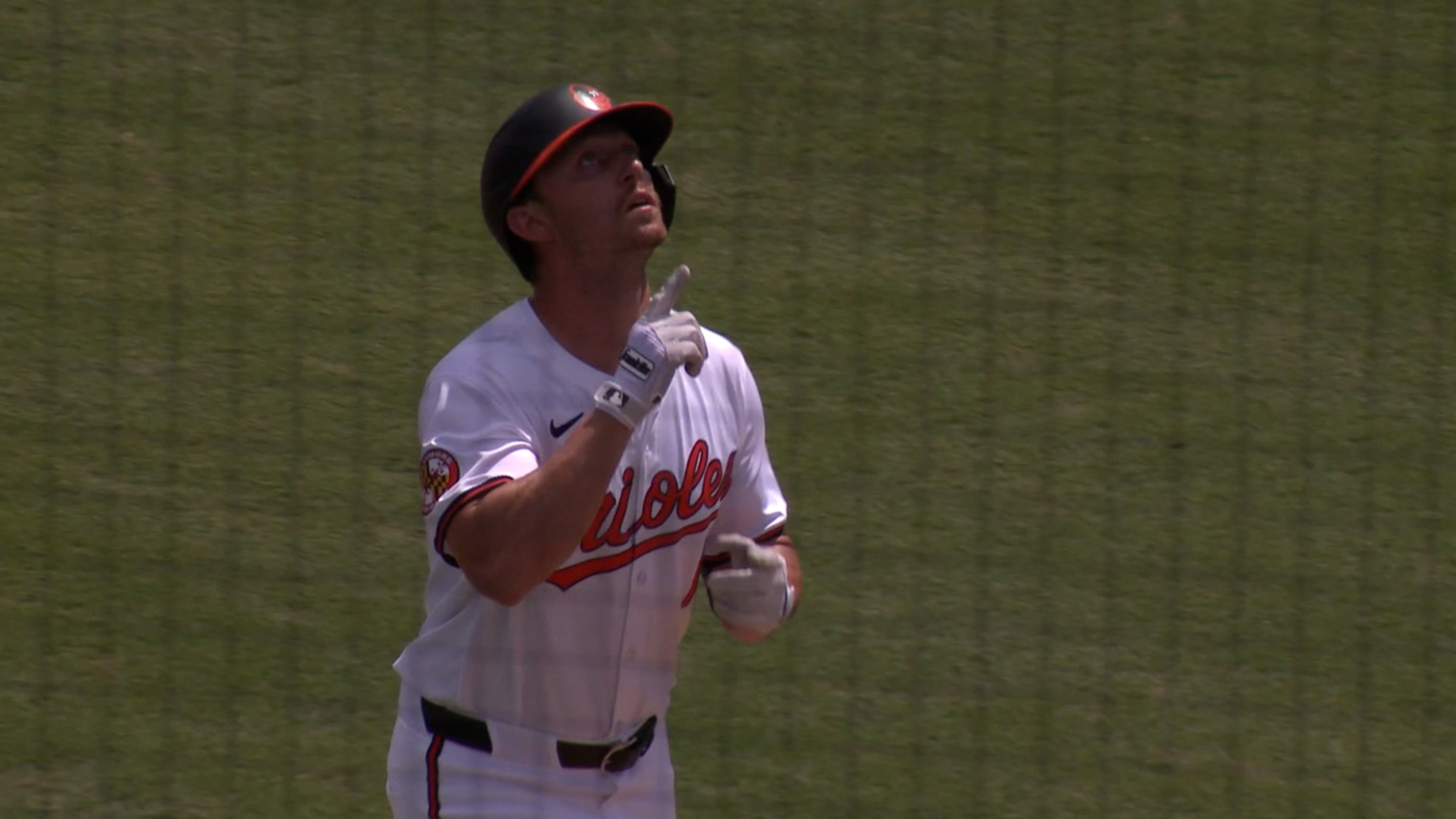 Jordan Westburg hits a three-run homer to left
