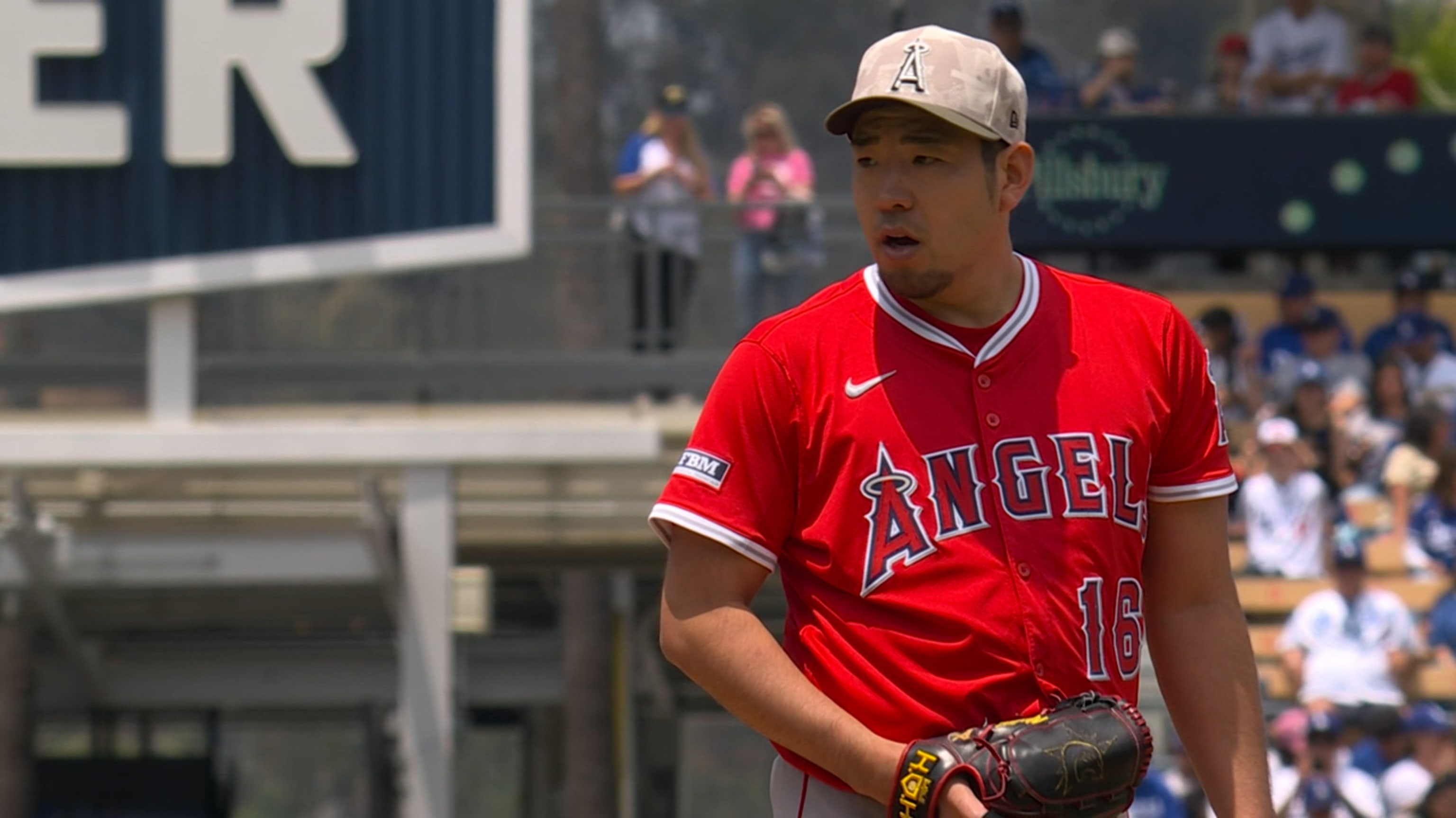 Yusei Kikuchi injured as Angels sweep Dodgers