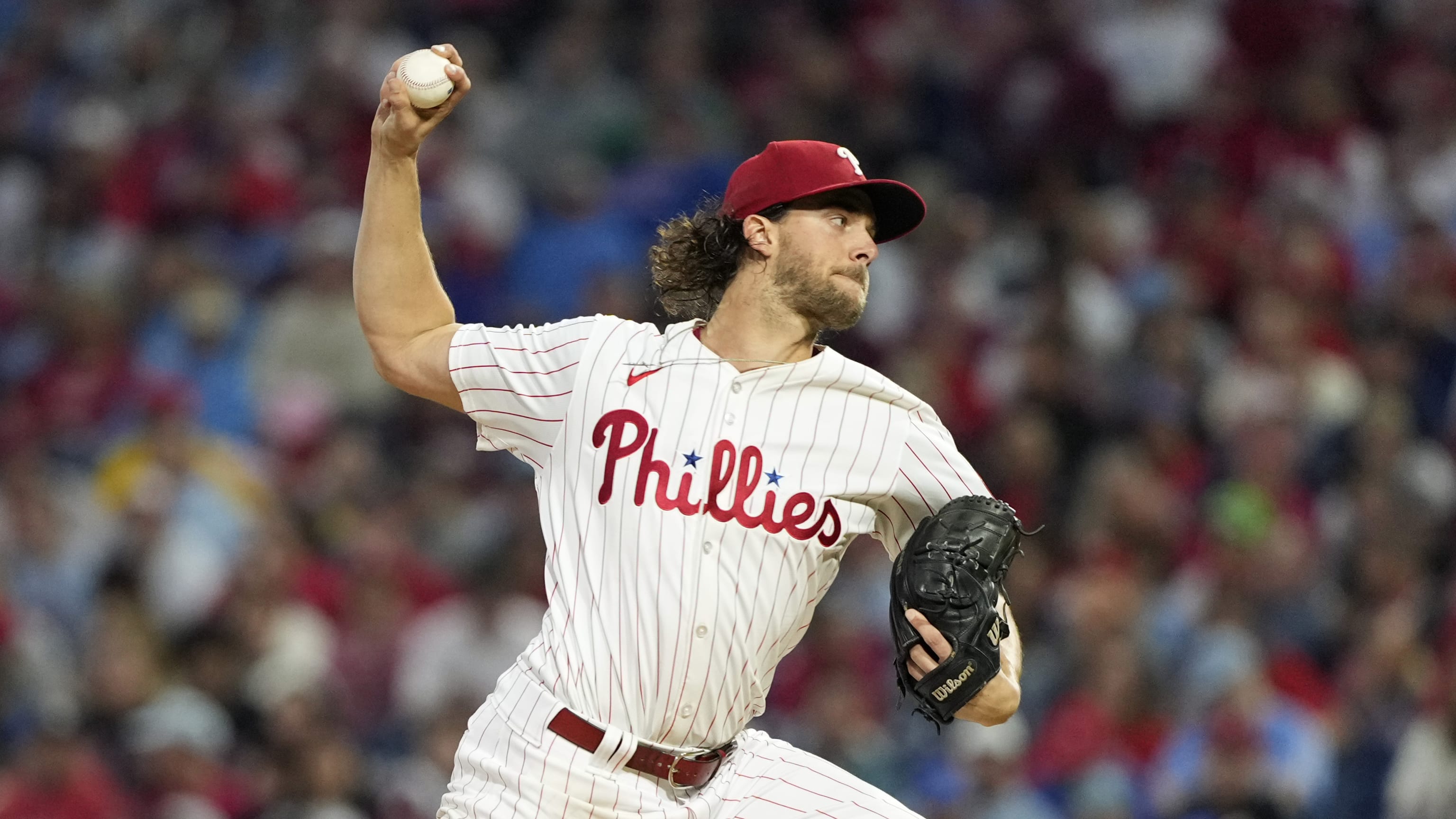 Aaron Nola poncha a 7