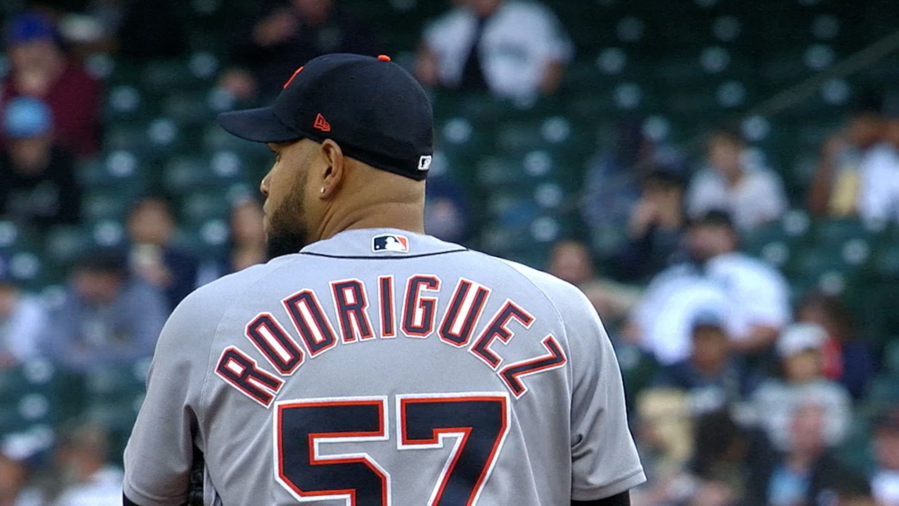 Eduardo Rodríguez poncha a 7