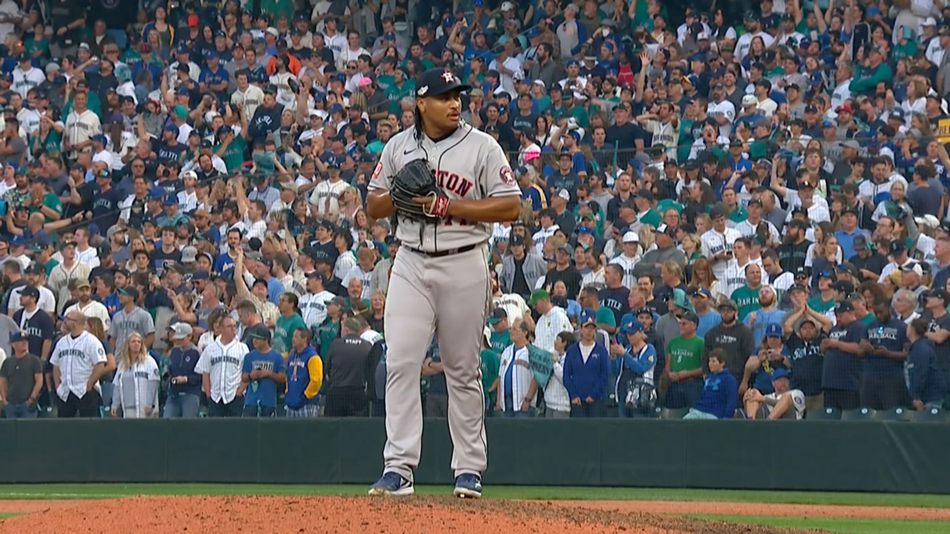 Luis Garcia poncha a seis