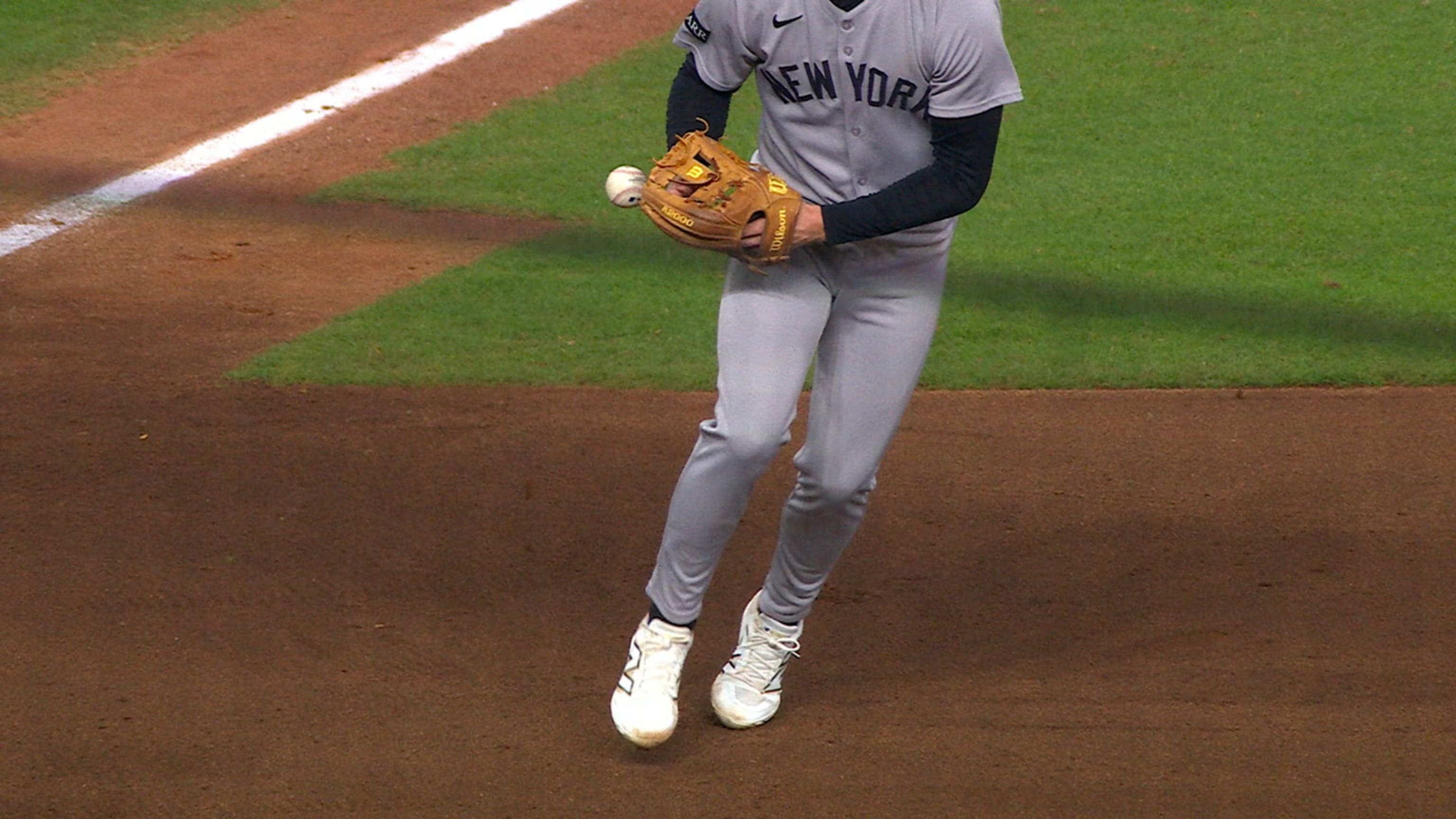 Ryan McMahon unable to make catch on Altuve's liner