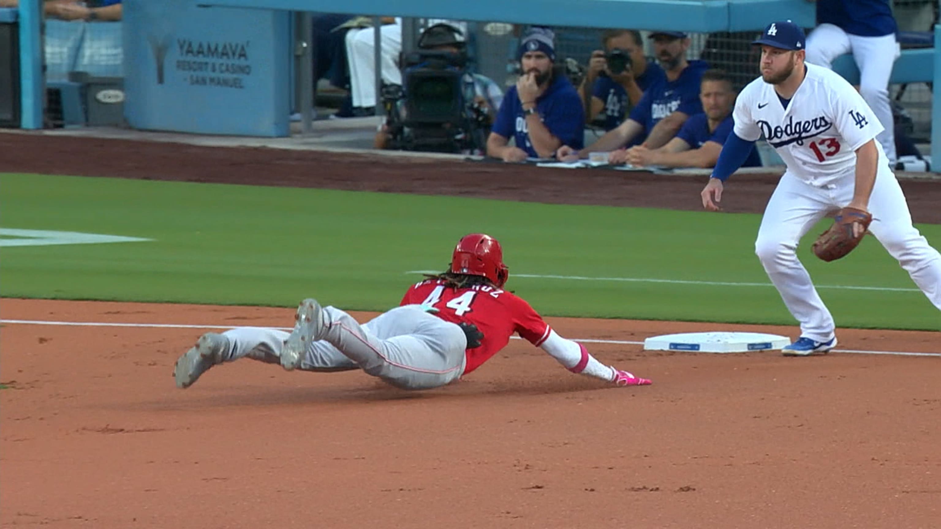 De La Cruz abre con triple