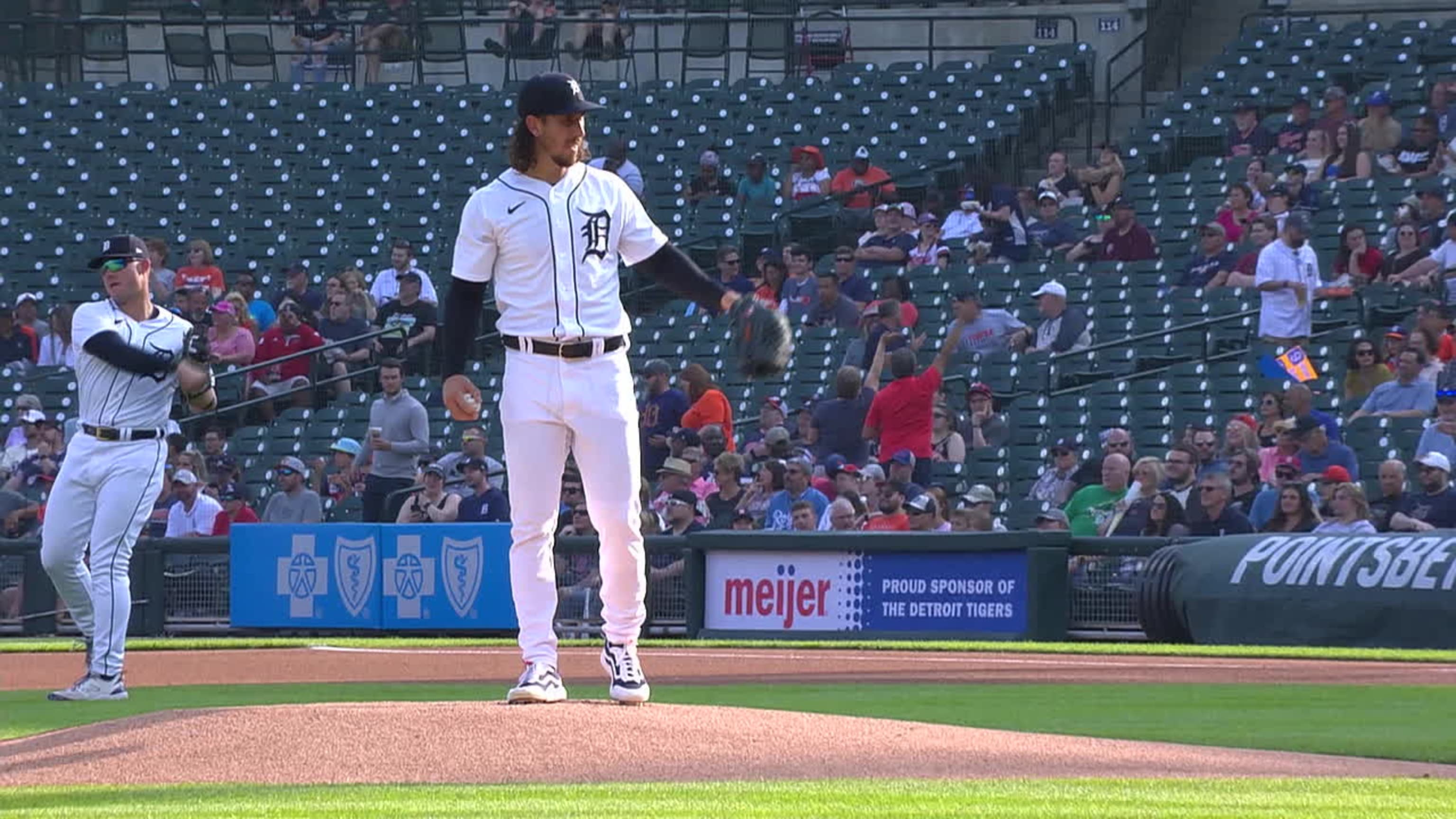 Michael Lorenzen strikes out 7