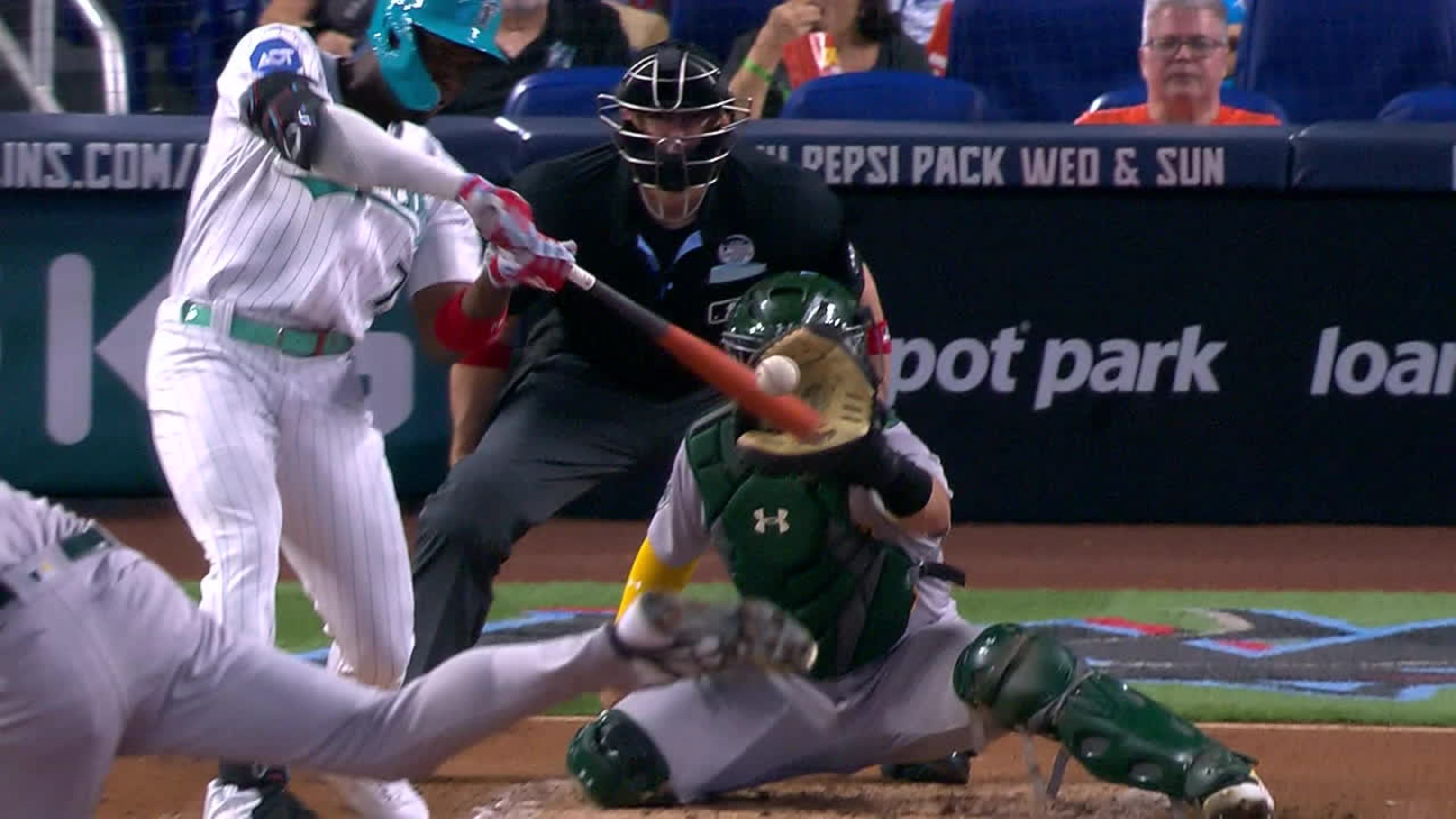 Sánchez empuja 2 con HR