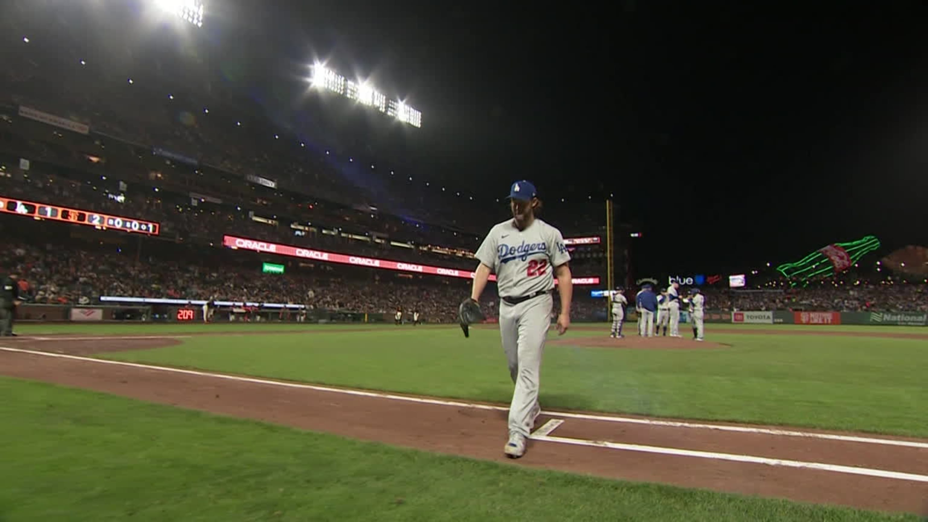 Sólida salida de Clayton Kershaw