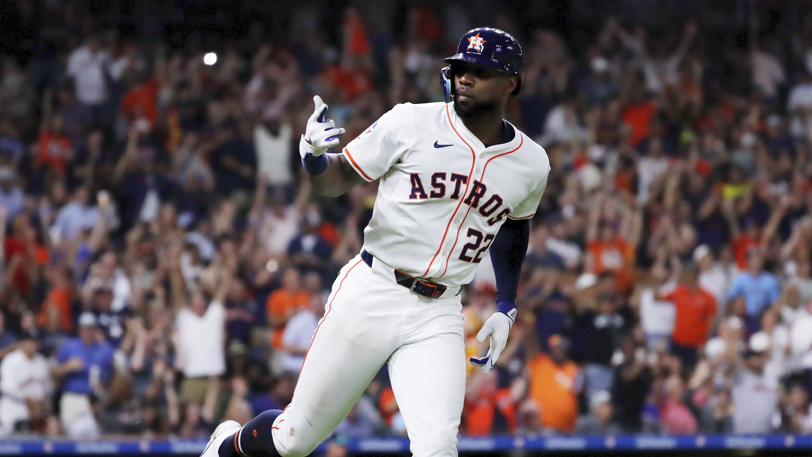 Jason Heyward da HR de dos rayas
