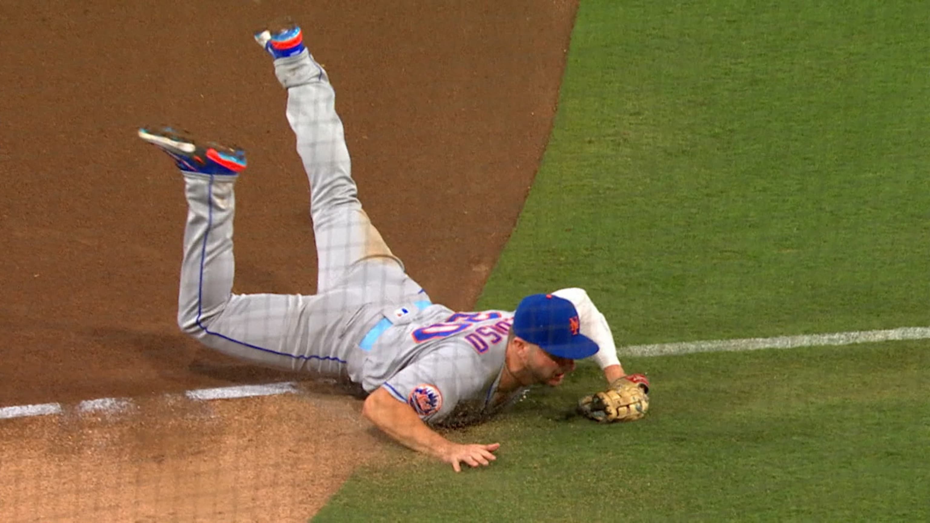 New York Mets pitcher Kodai Senga plays a catch at T-Mobile Park