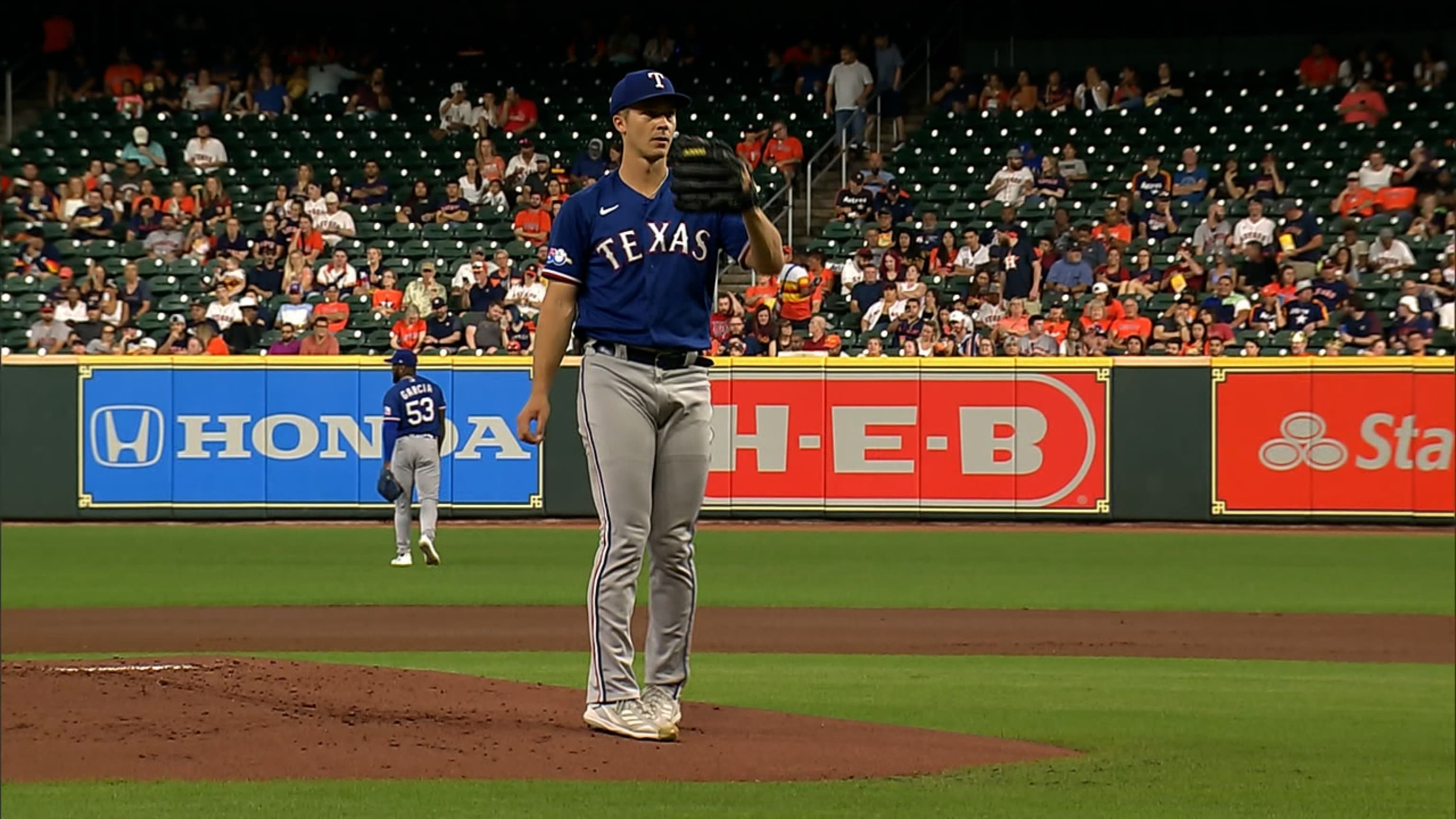 Brown dazzles in MLB debut, Astros edge skidding Rangers 1-0