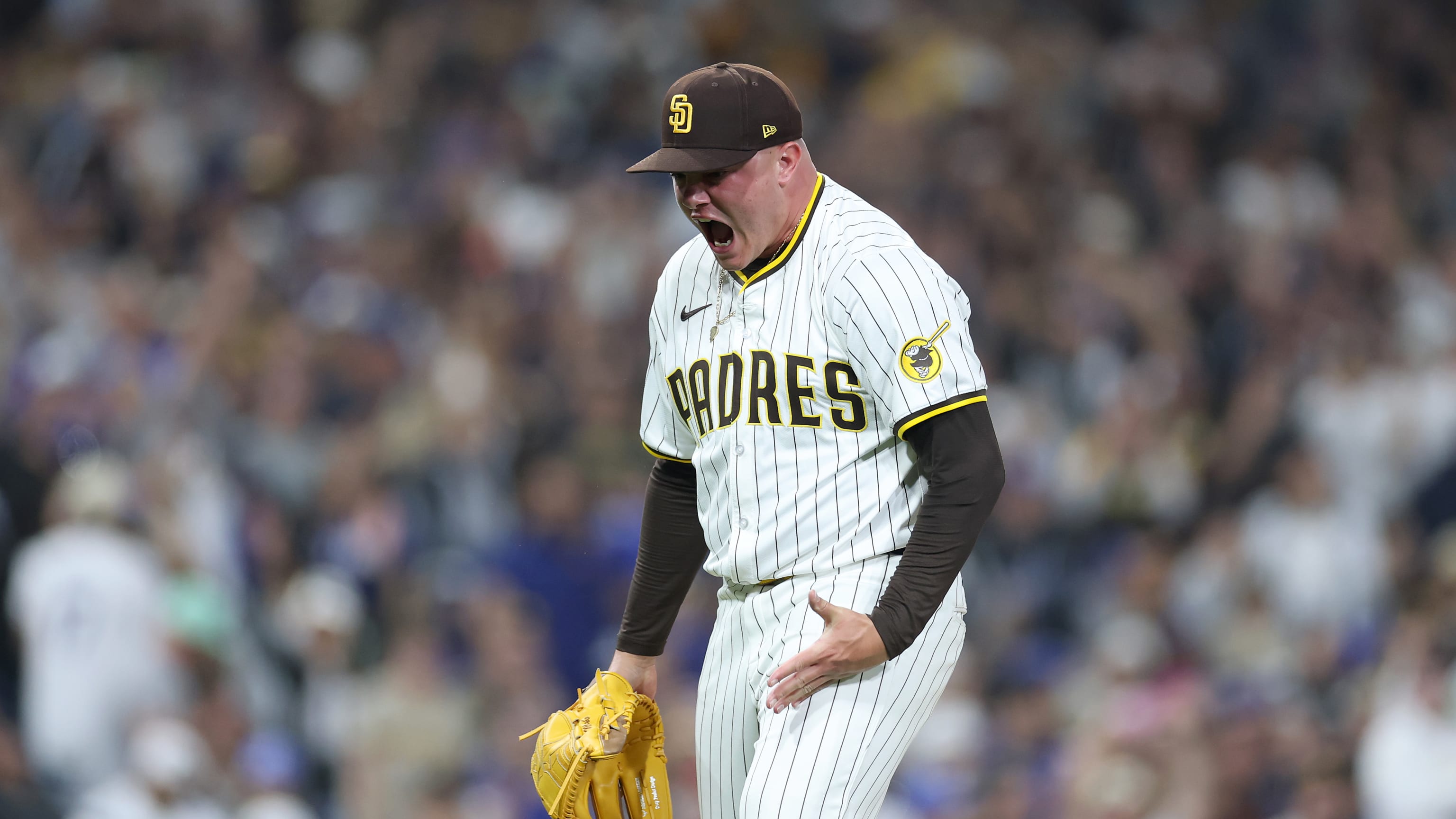 Adrián Morejón sale de aprietos
