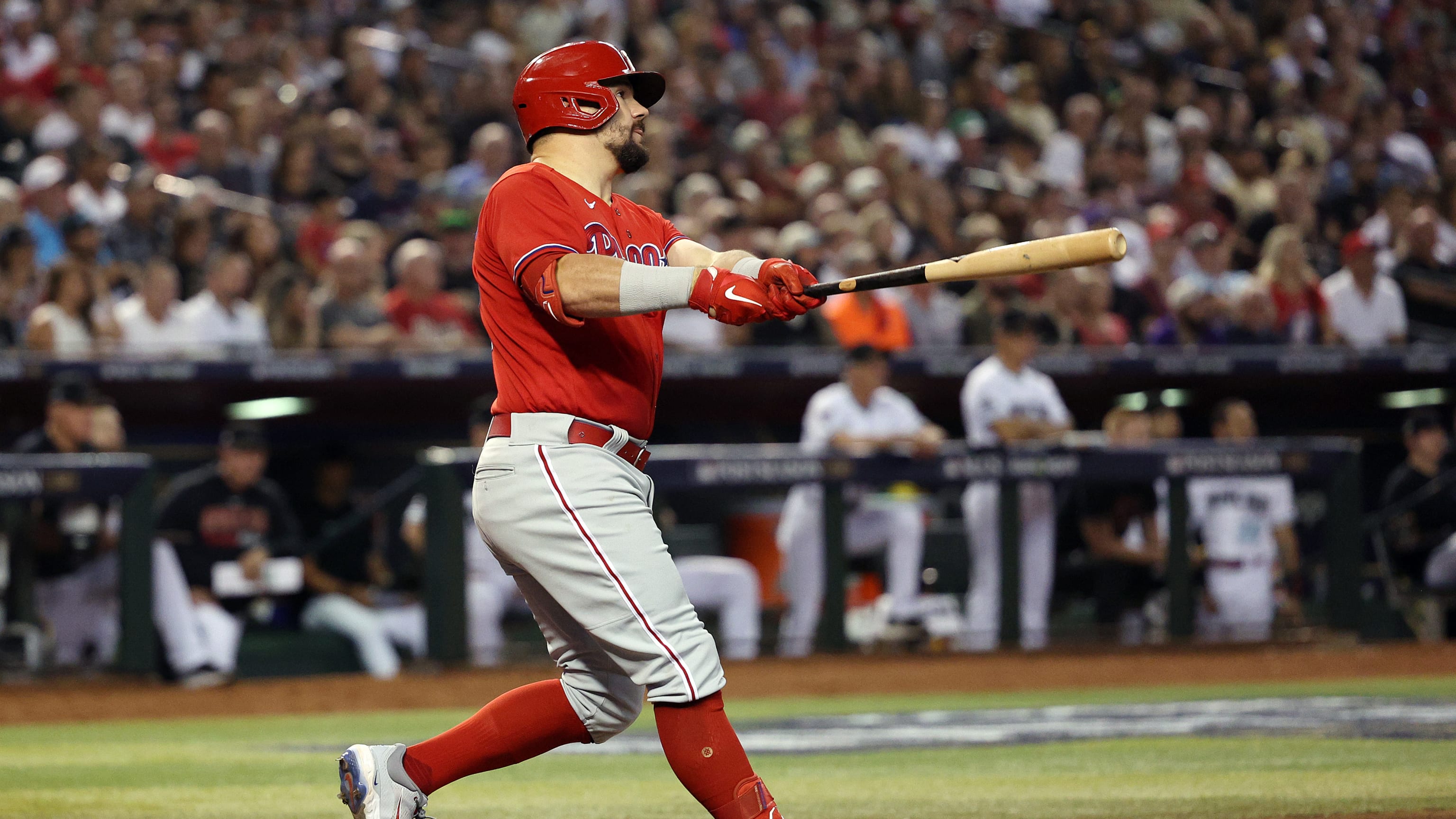 Kyle Schwarber hits 488-foot home run in NLCS Game 1 for Philadelphia