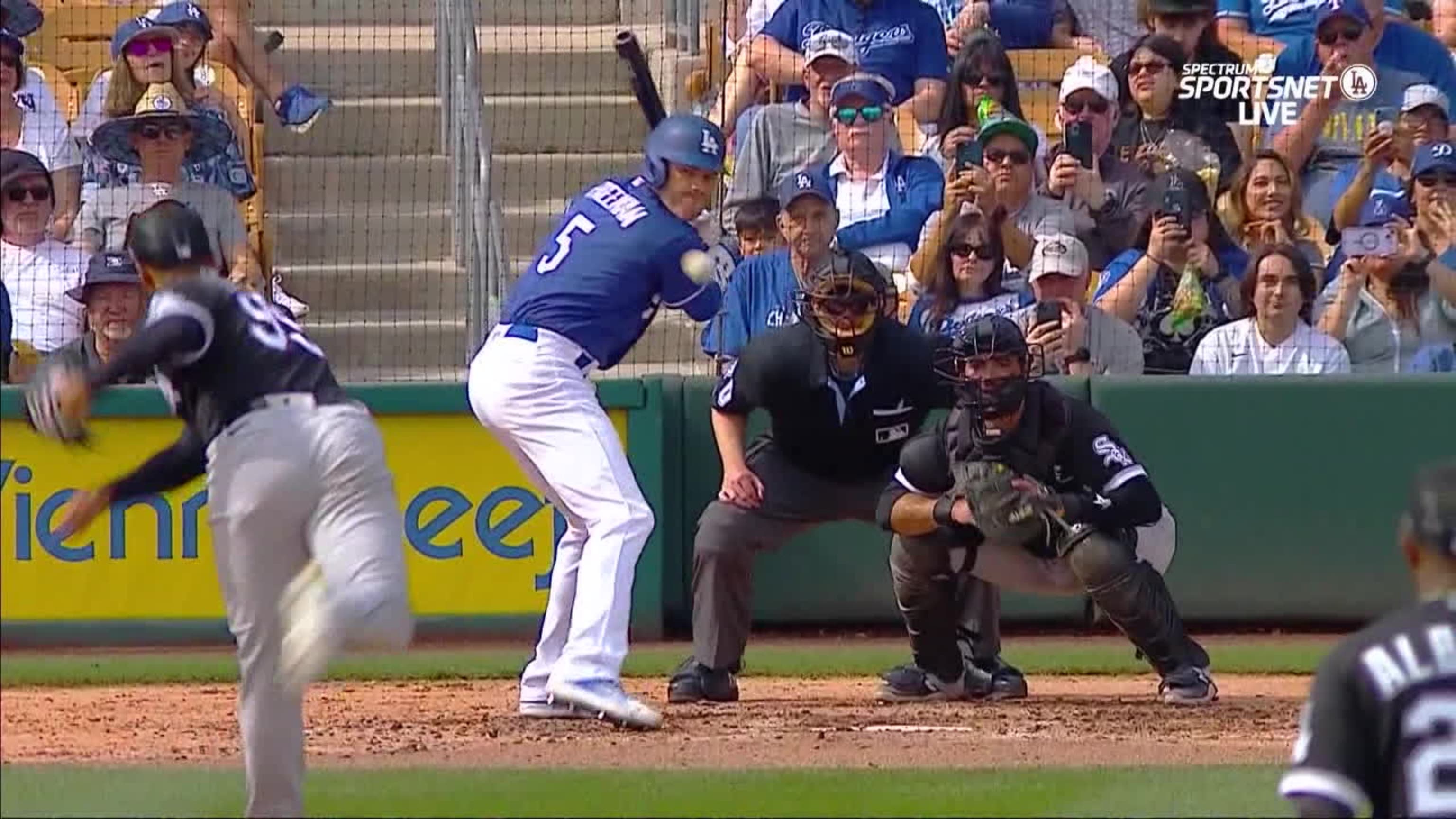 Freeman pega HR de 2 carreras