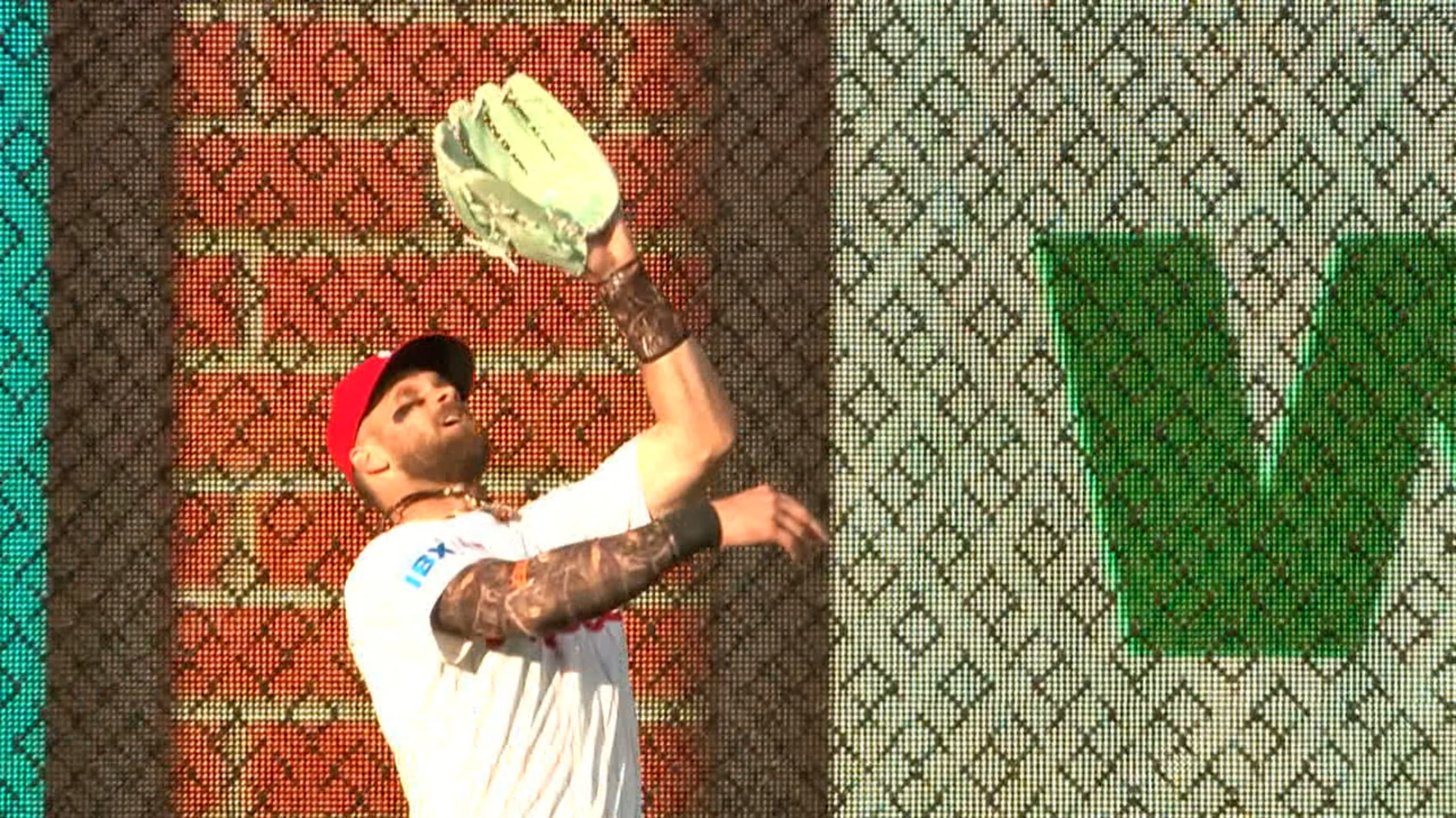 Bryce Harper regresa al OF desde 2022