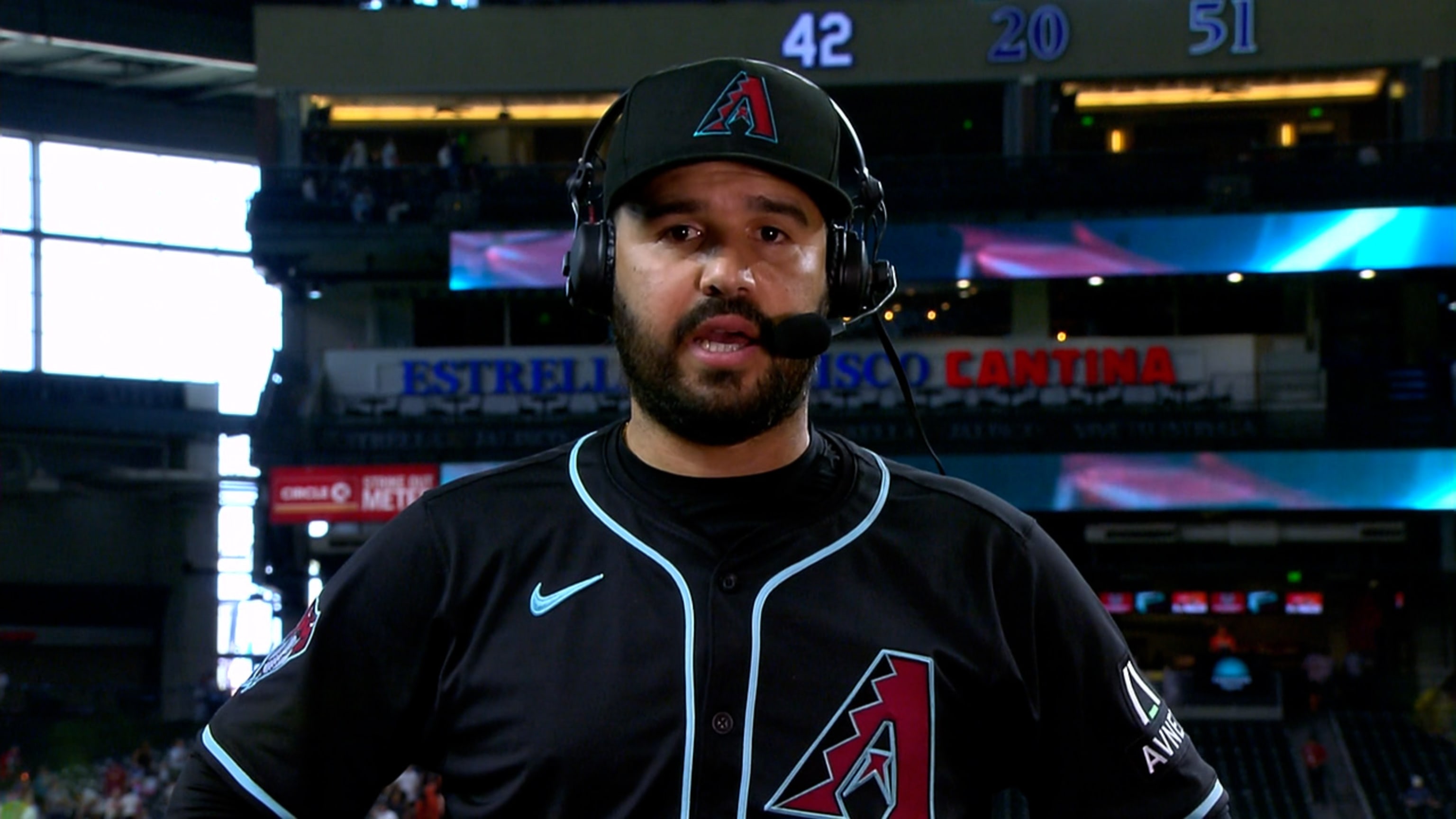 Eugenio Suárez hits go-ahead grand slam as D-backs secure sweep