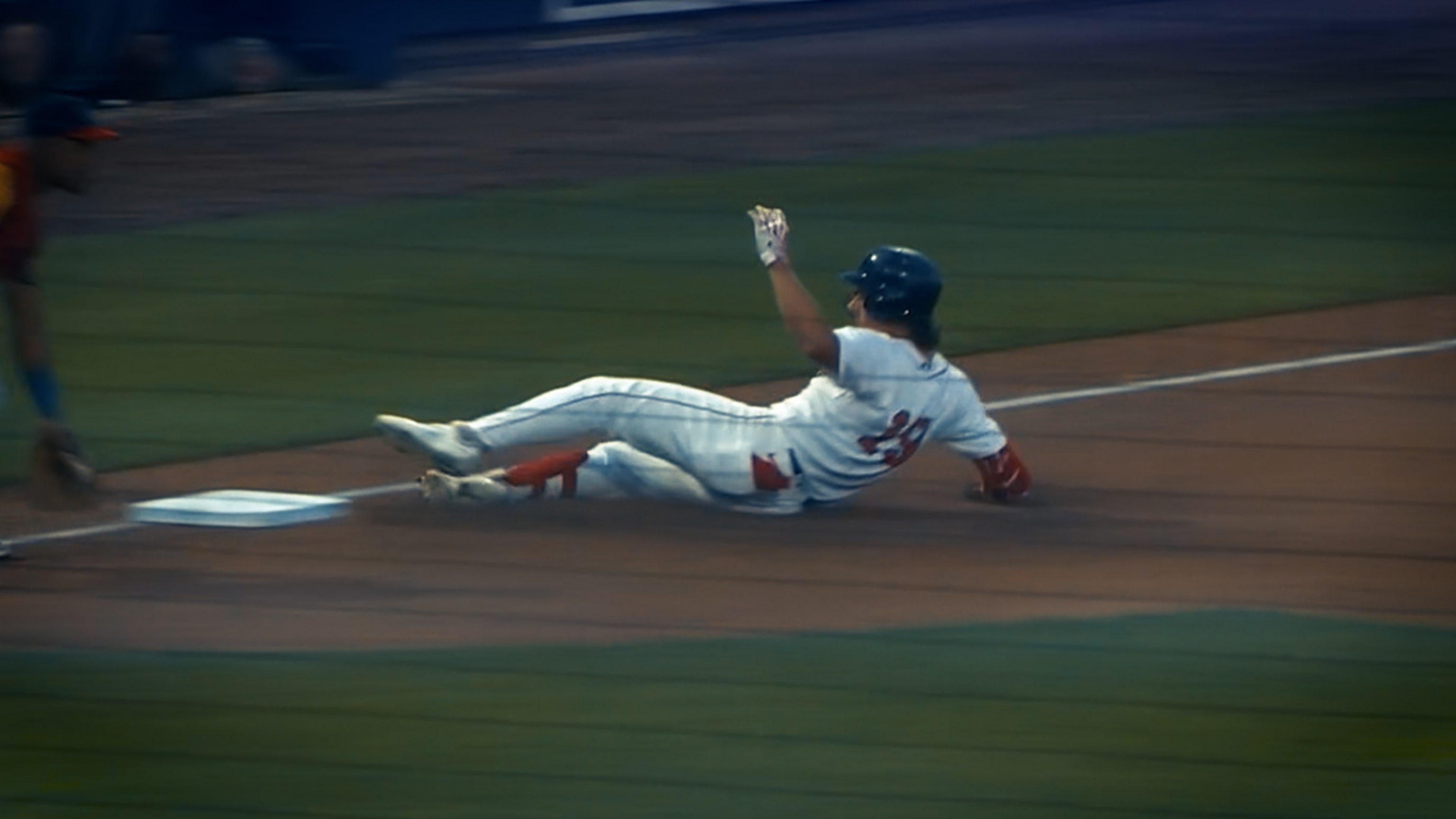 Top 10 outfield prospects of 2025