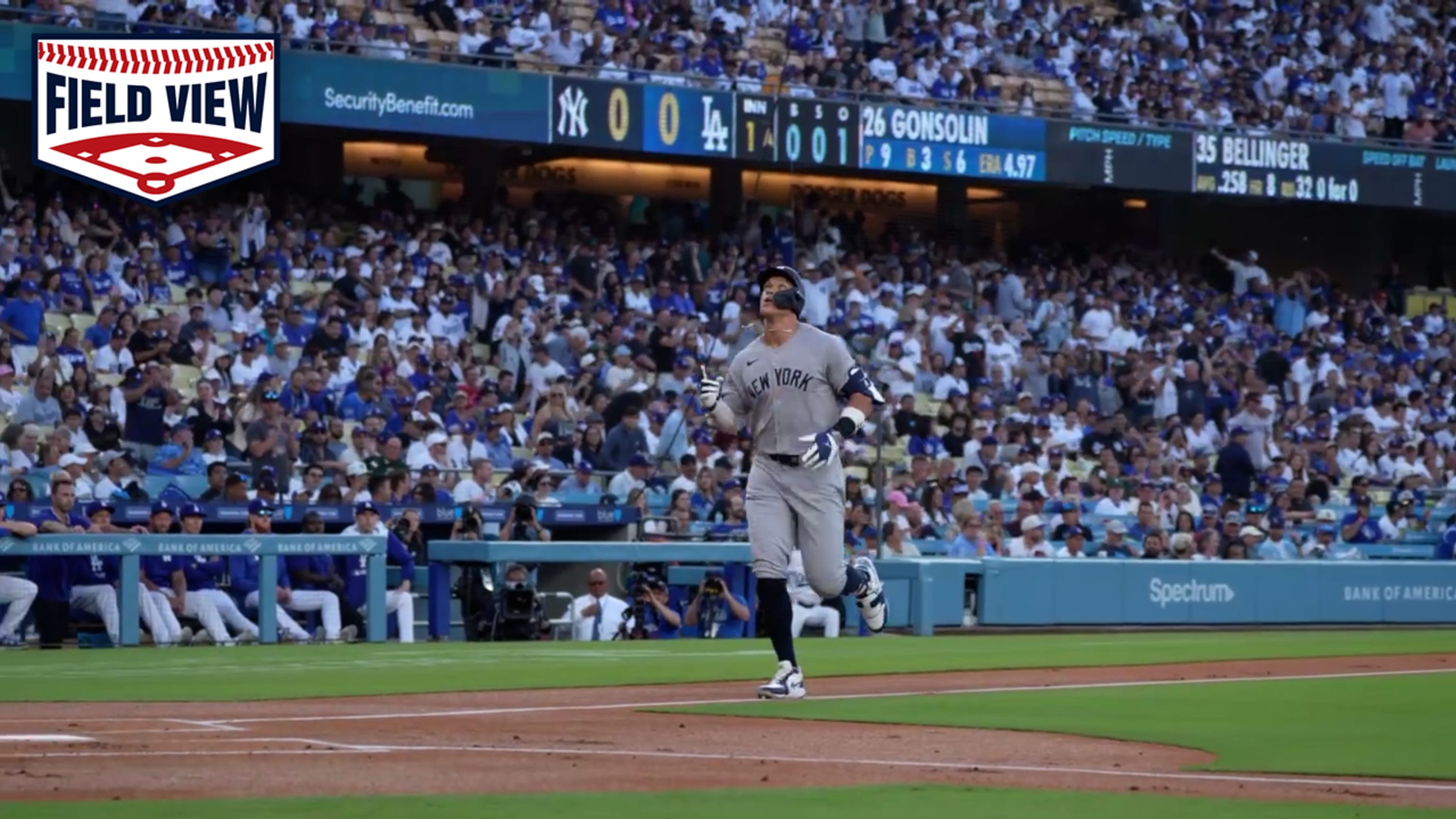 Field View: Aaron Judge hits a solo home run 