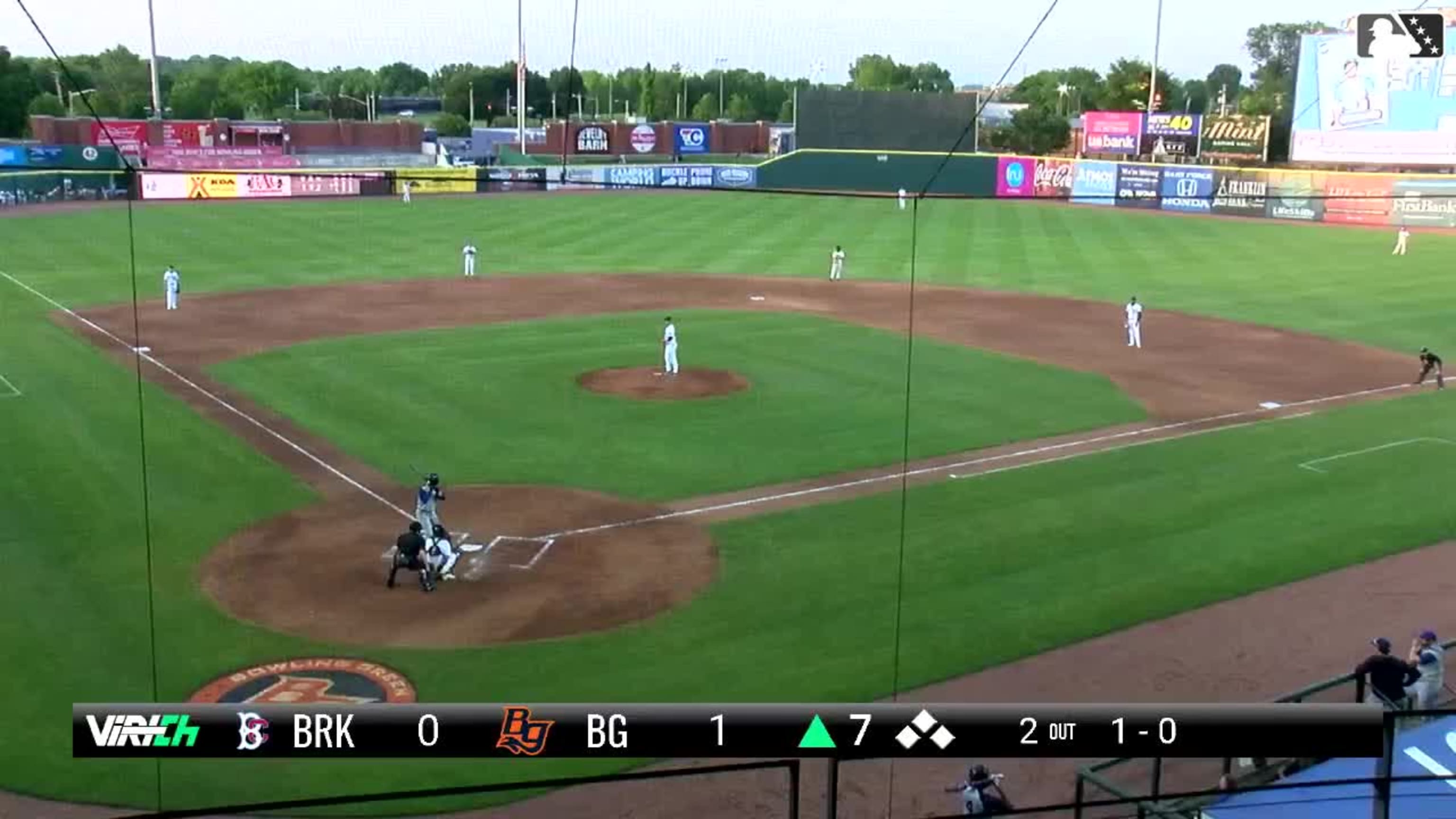 Chandler Simpson secures the win with an amazing grab