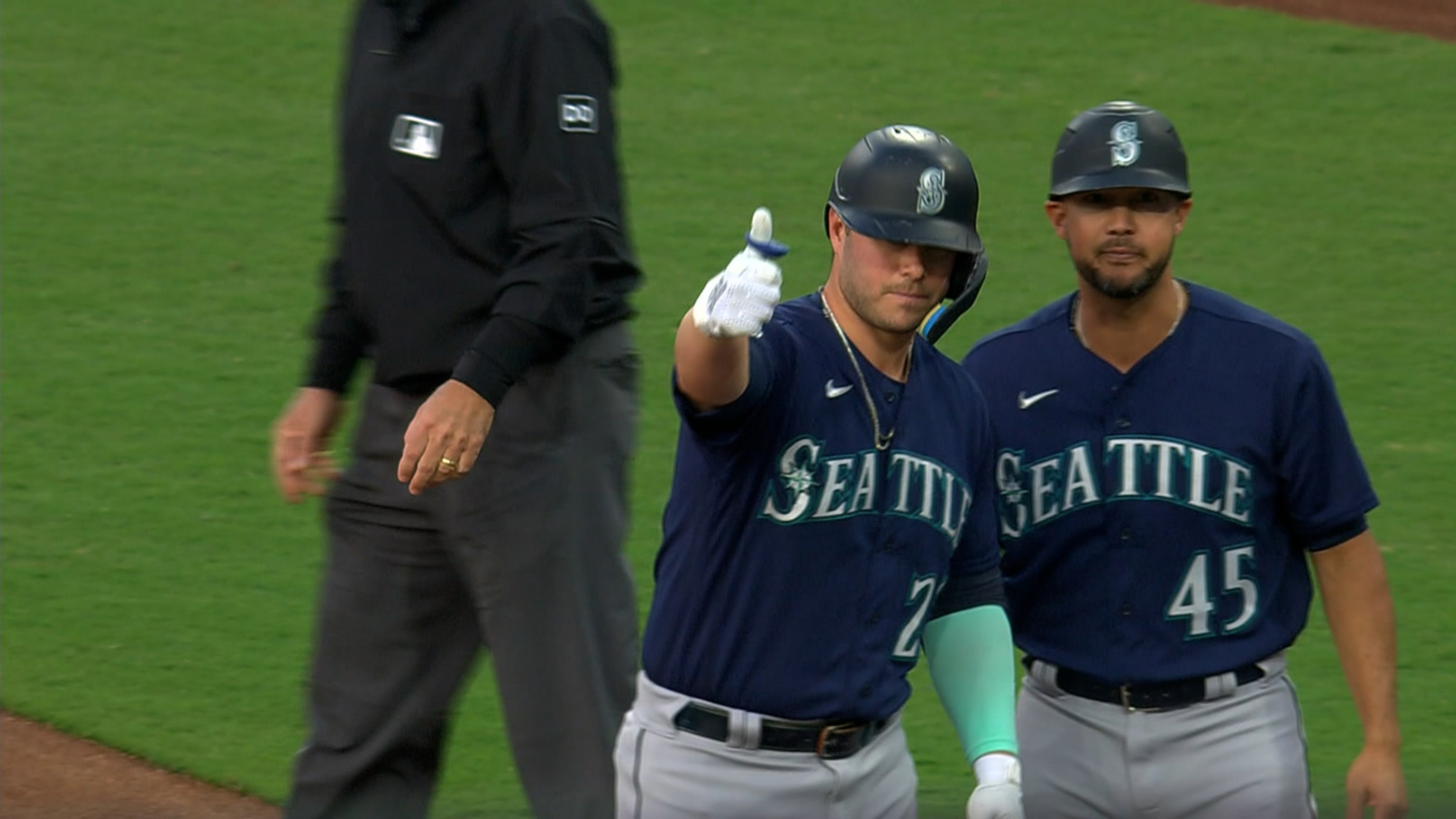 Logan Gilbert fans 12 as Mariners blank Padres