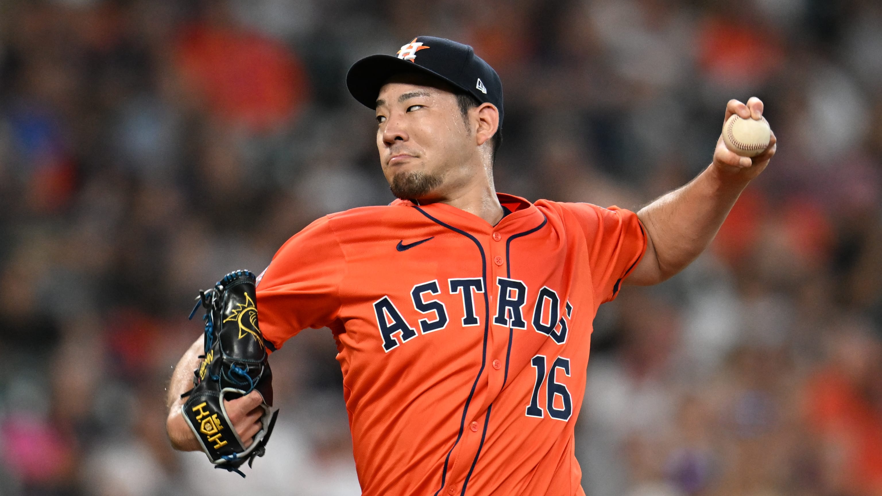 Yusei Kikuchi brilla en su debut con 11 ponches 