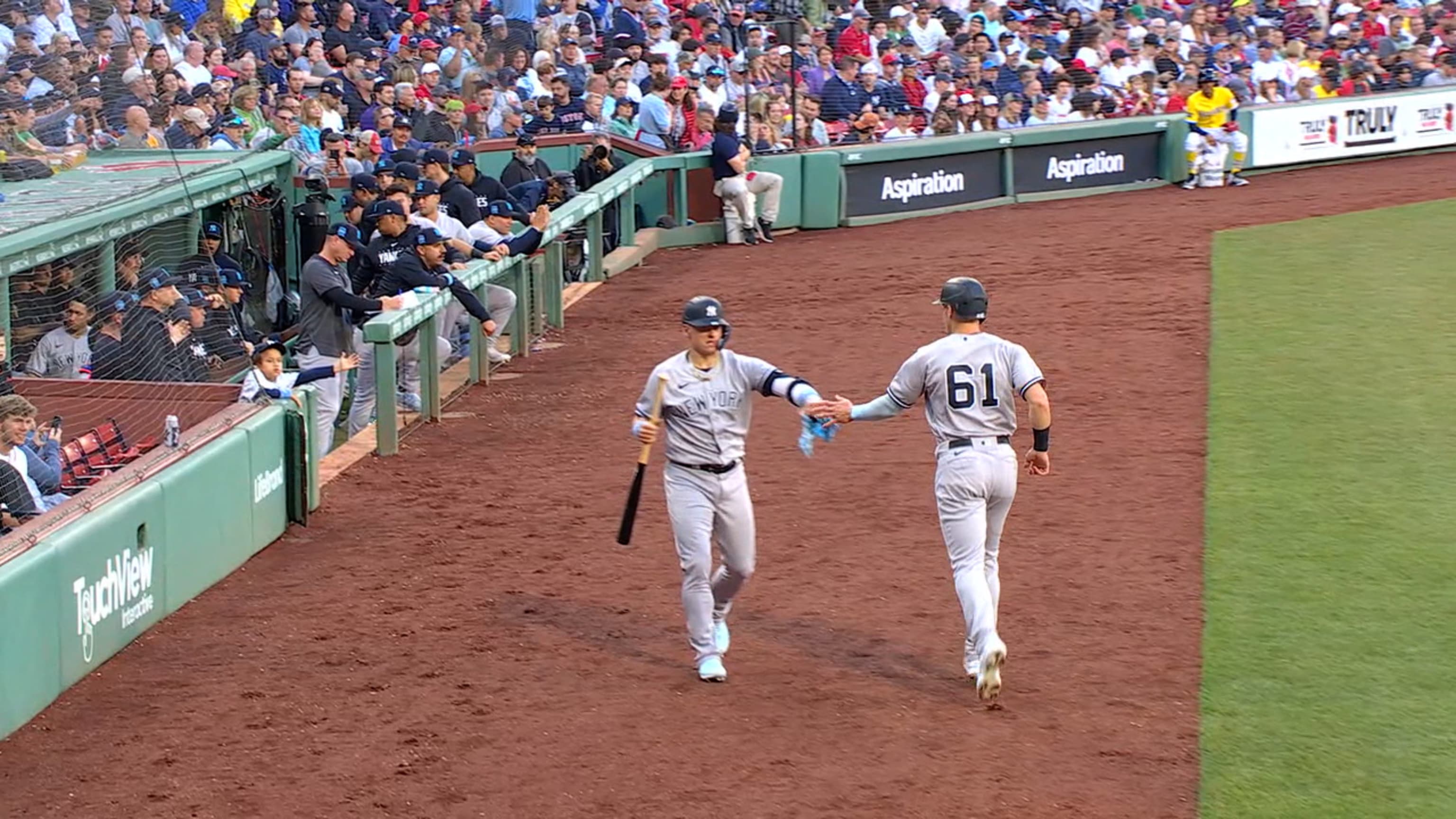 Yankees complete doubleheader sweep of Red Sox - The Boston Globe