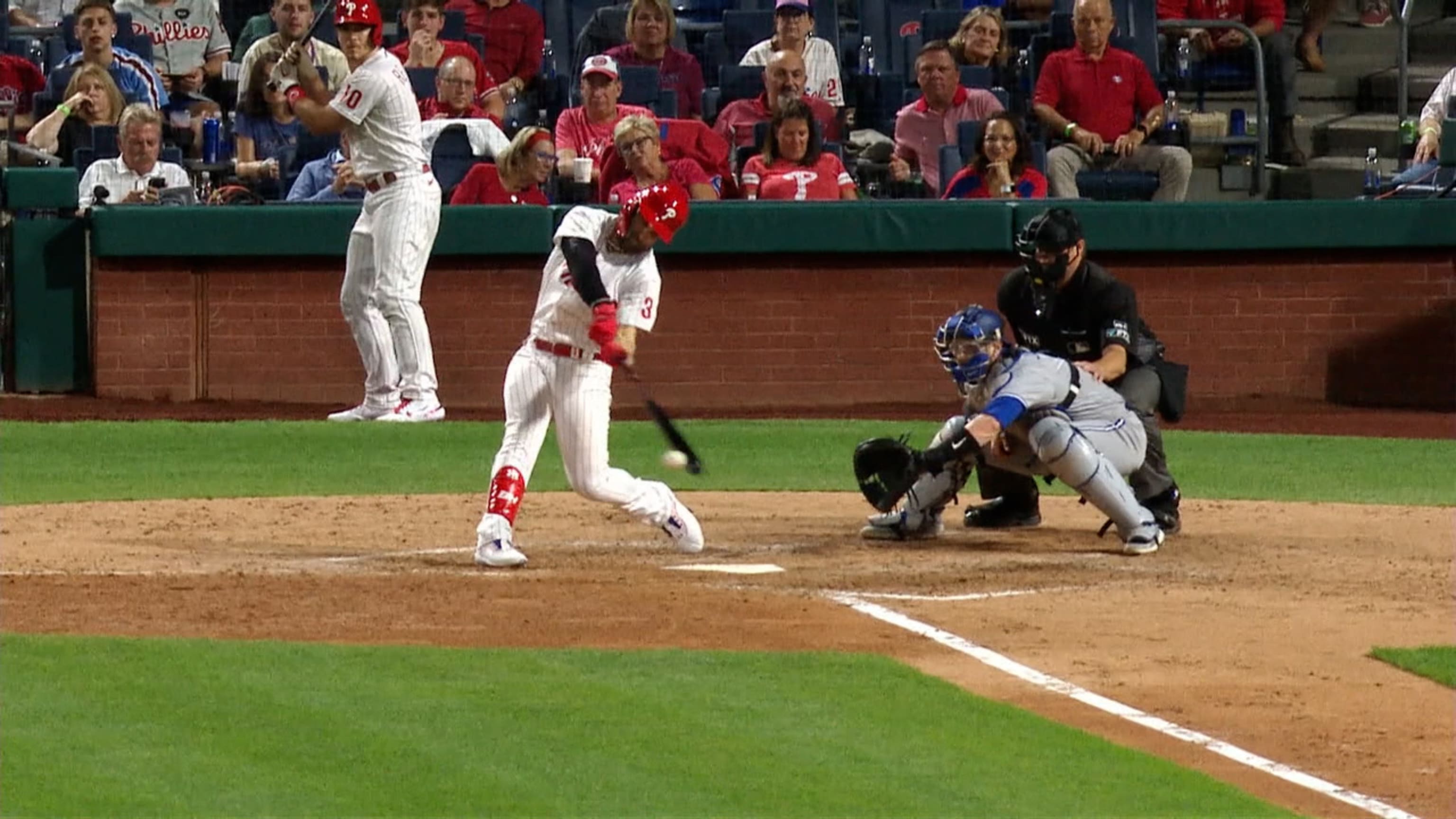 Aaron Nola throws 11-strikeout, 5-hit shutout as Phillies complete 4-game  sweep of Reds - CBS Philadelphia