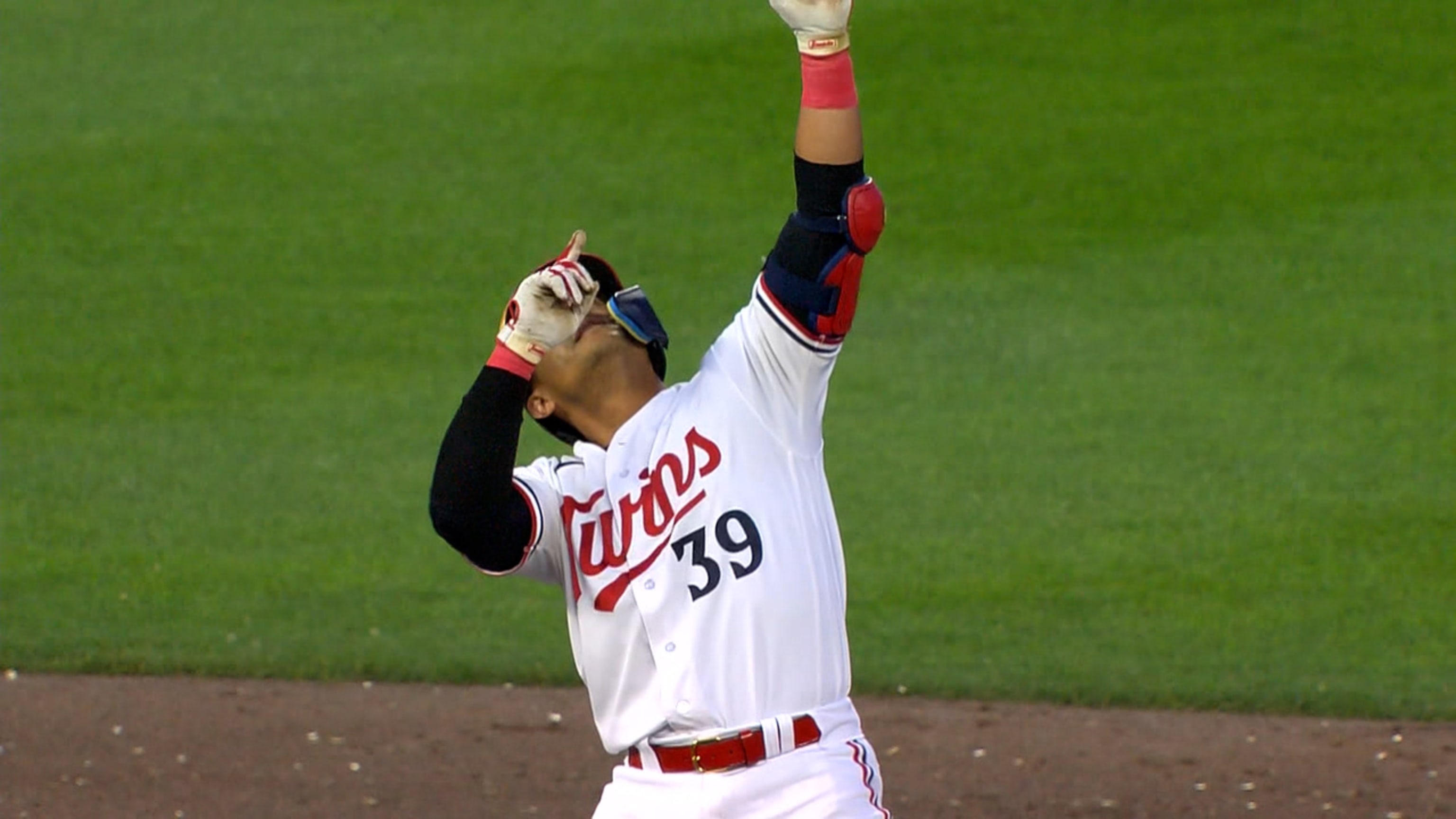 Donovan Solano enjoying breakout season for Twins