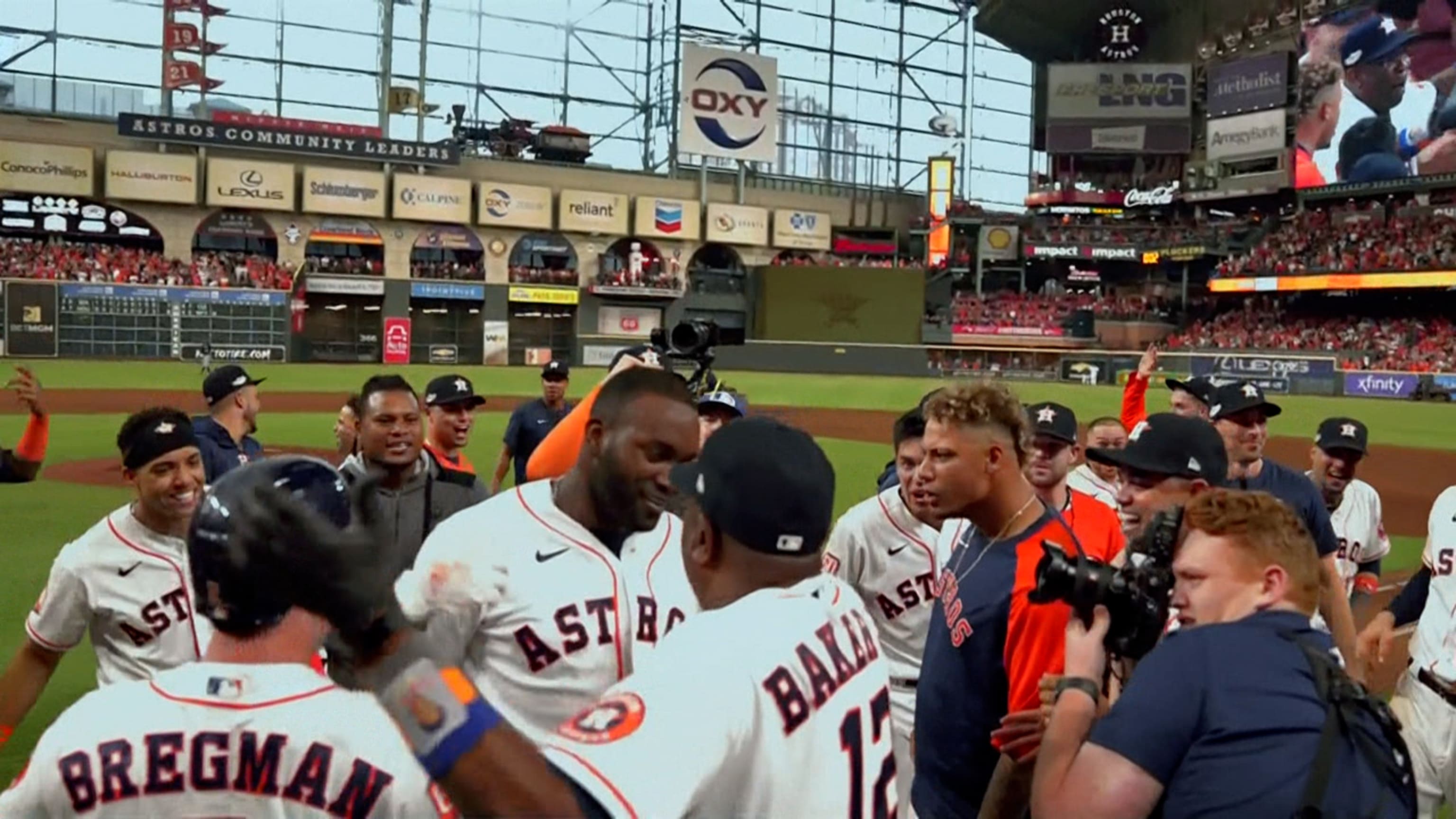 Álvarez lo gana con HR