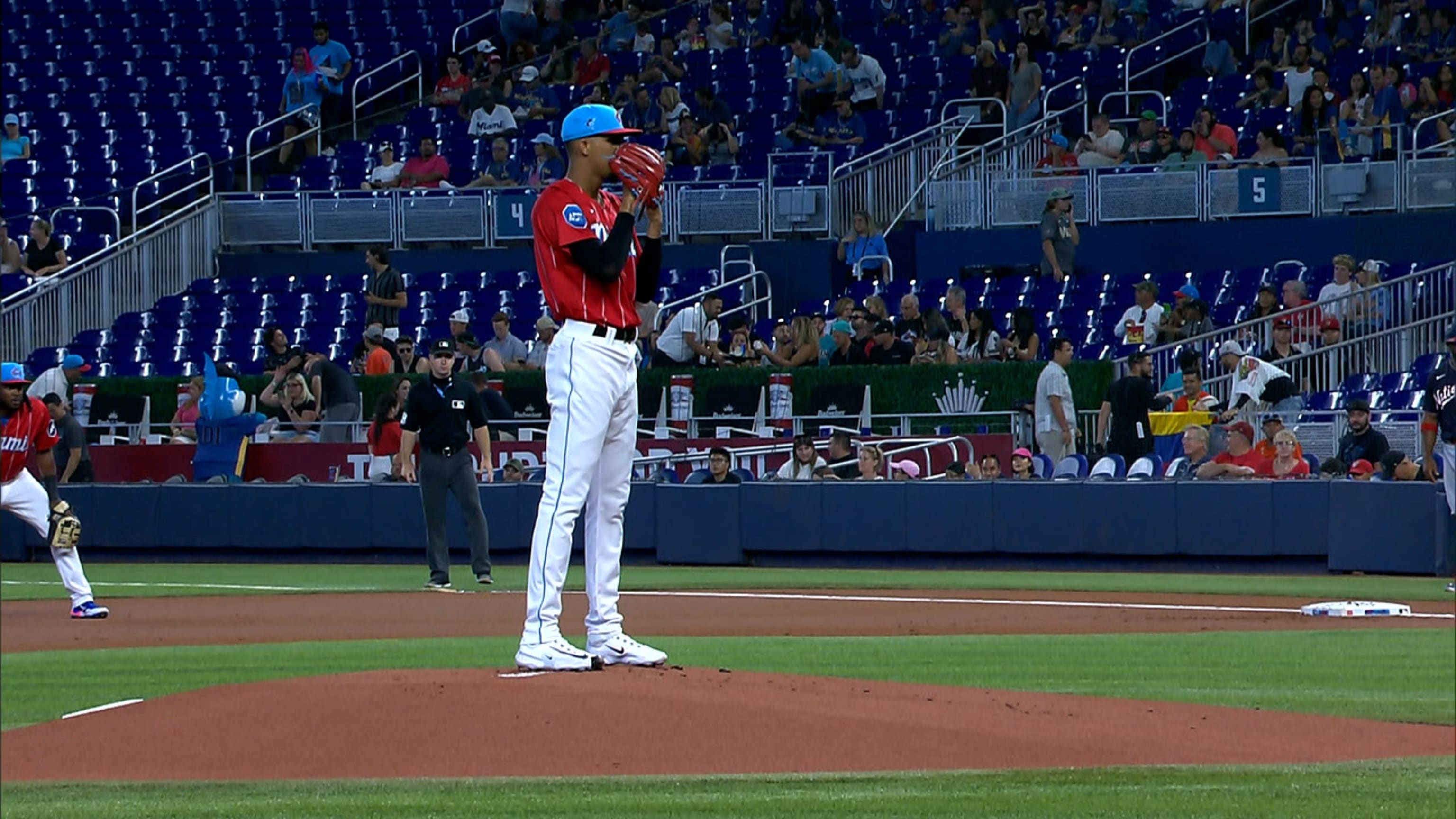 Jorge Soler hits 35th homer as Marlins beat Nationals 2-1 to avoid 3-game  sweep - Newsday