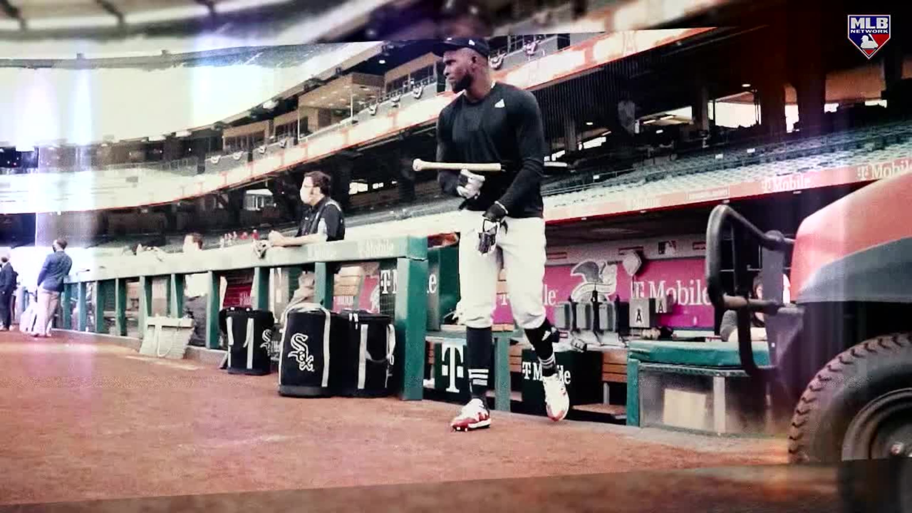 Yoán Moncada, Luis Robert on Team Cuba in World Baseball Classic
