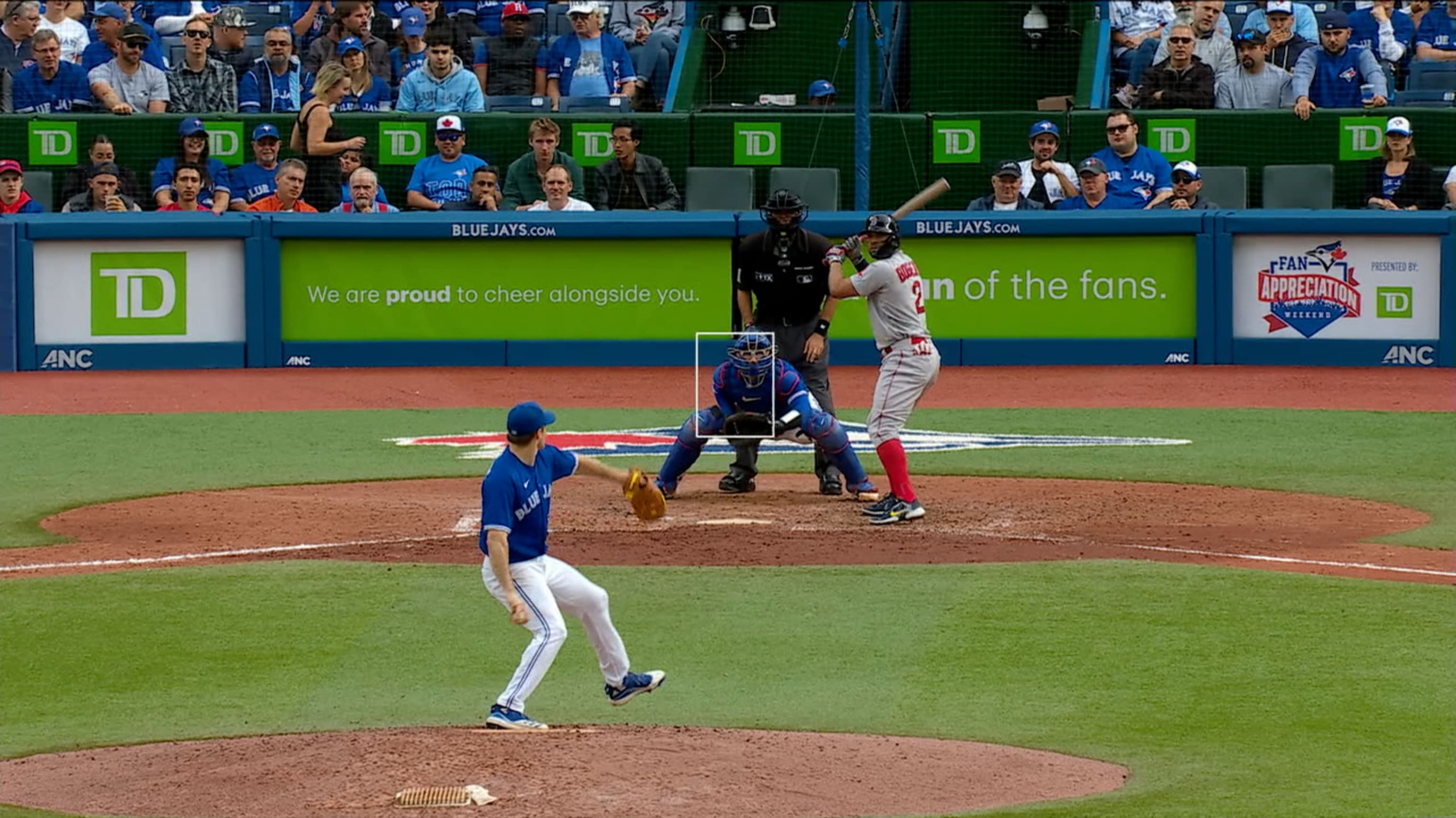 Ross Stripling cuelga 6 ceros