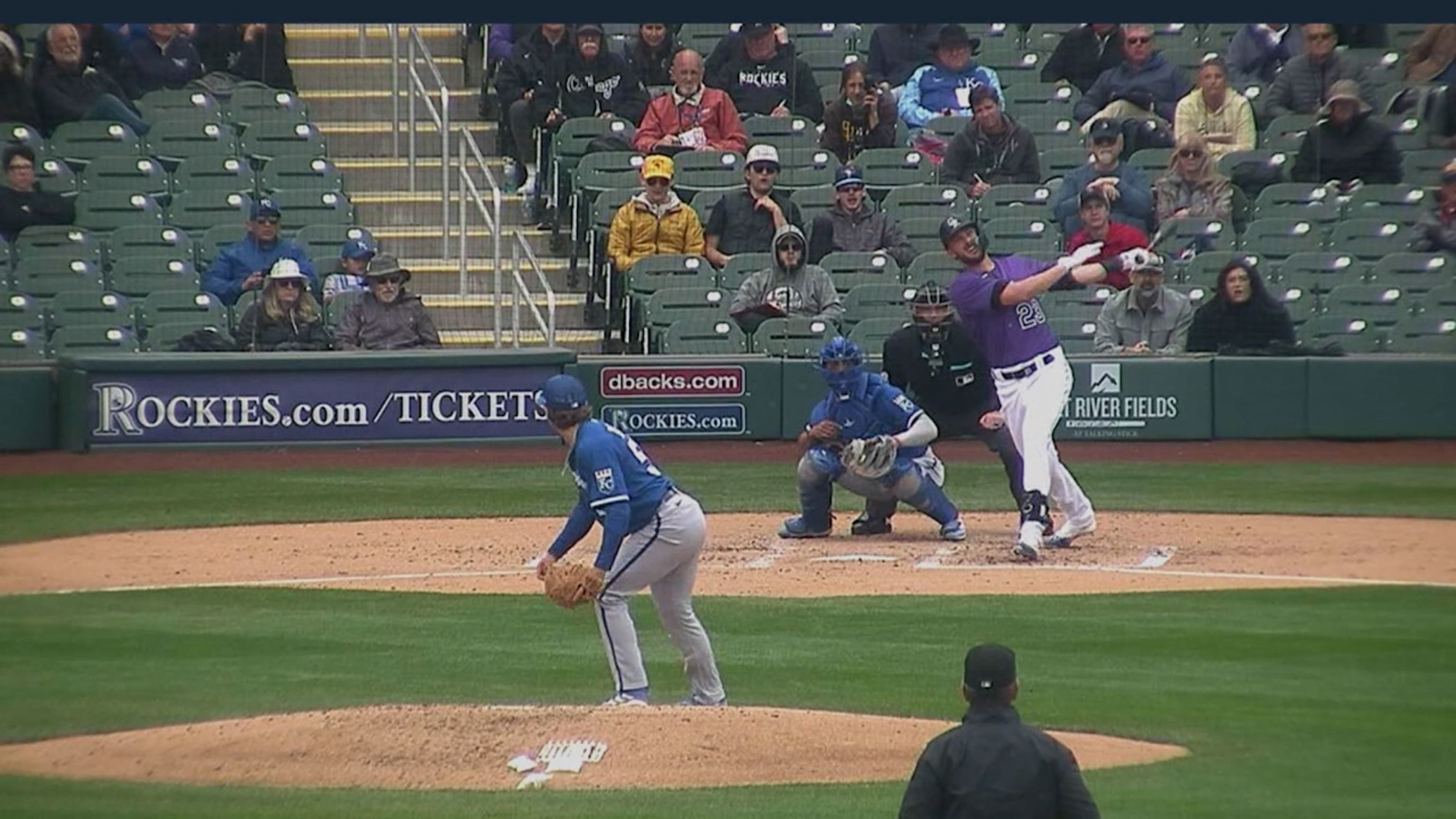 Kris Bryant's towering two-run HR