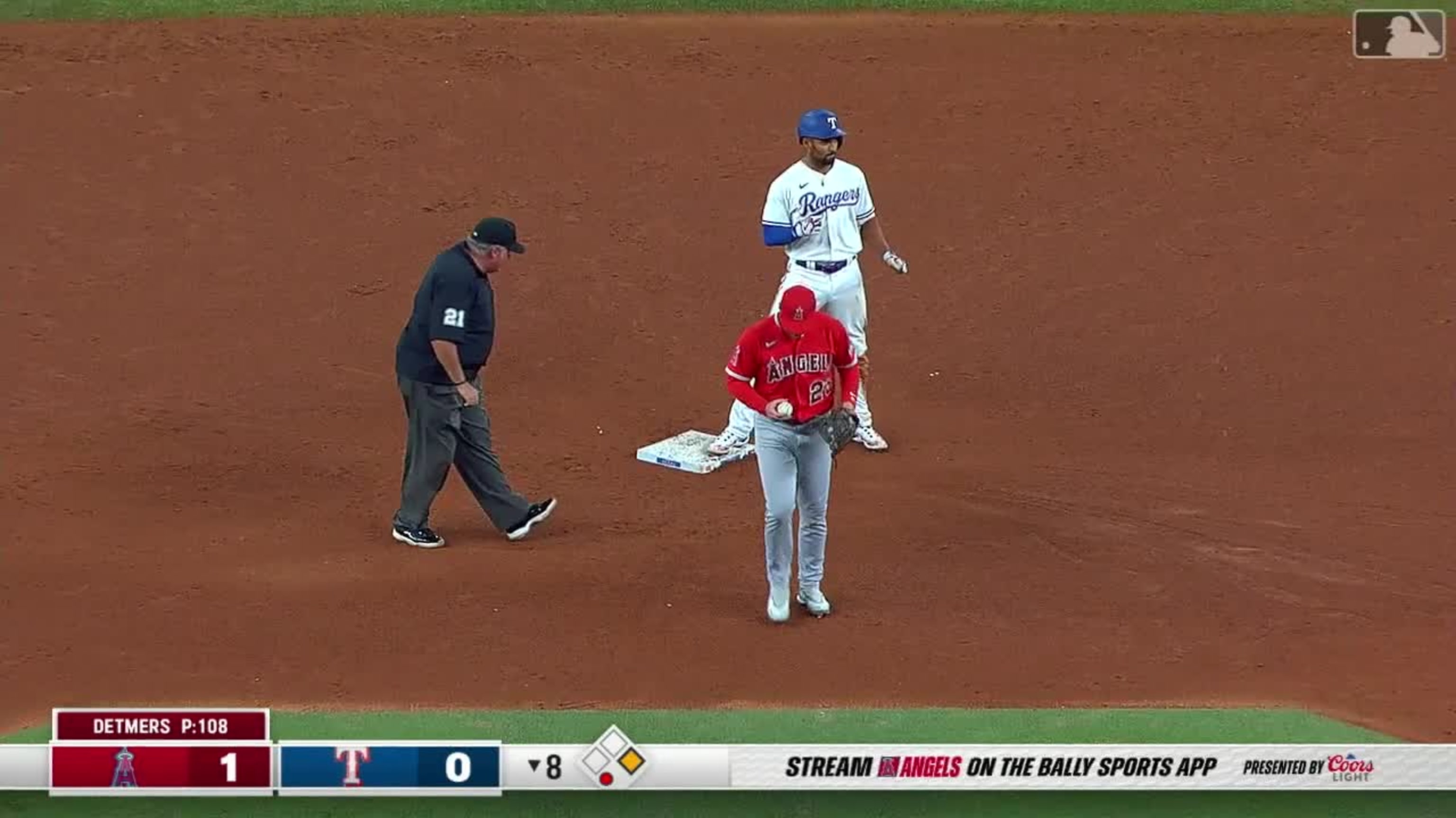 Detmers pierde el juego sin hits