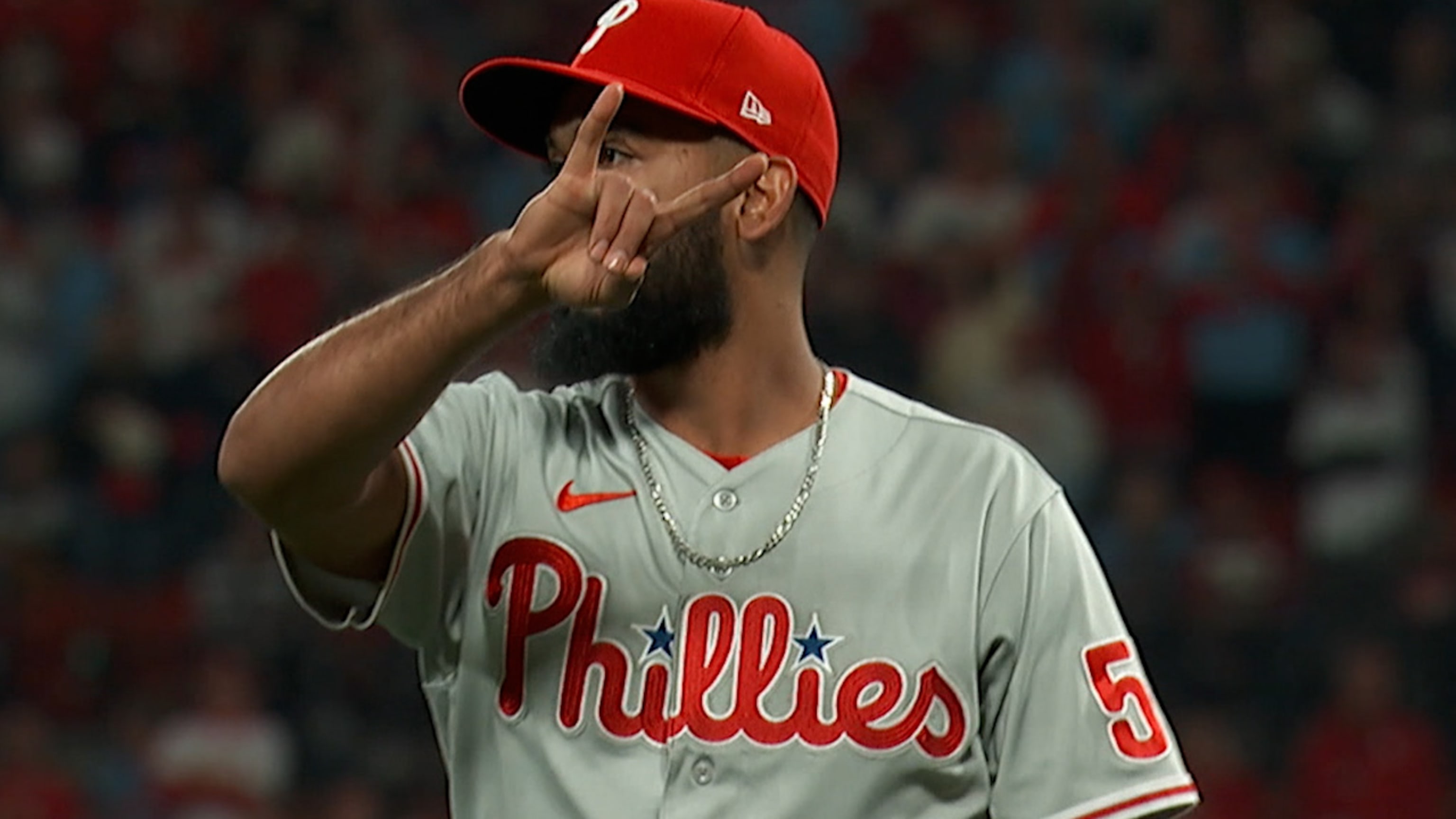 Seranthony Dominguez adds a power arm to Phillies' bullpen