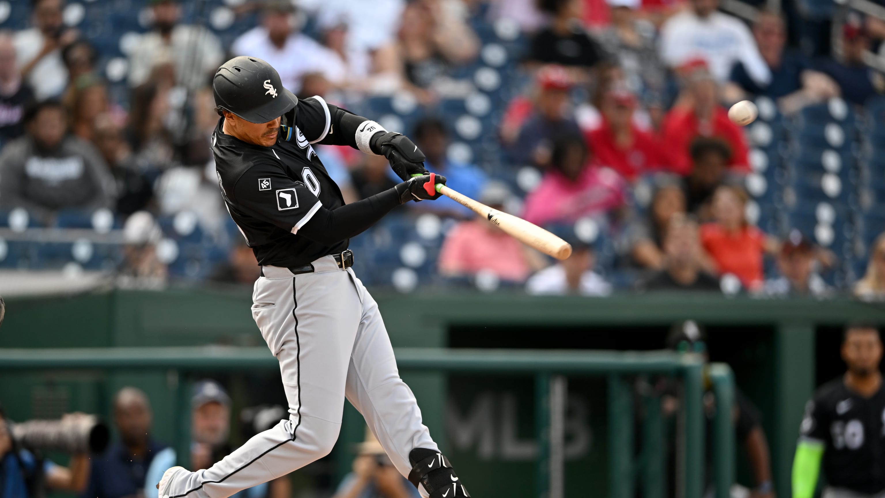 Miguel Vargas' two-run home run (16)
