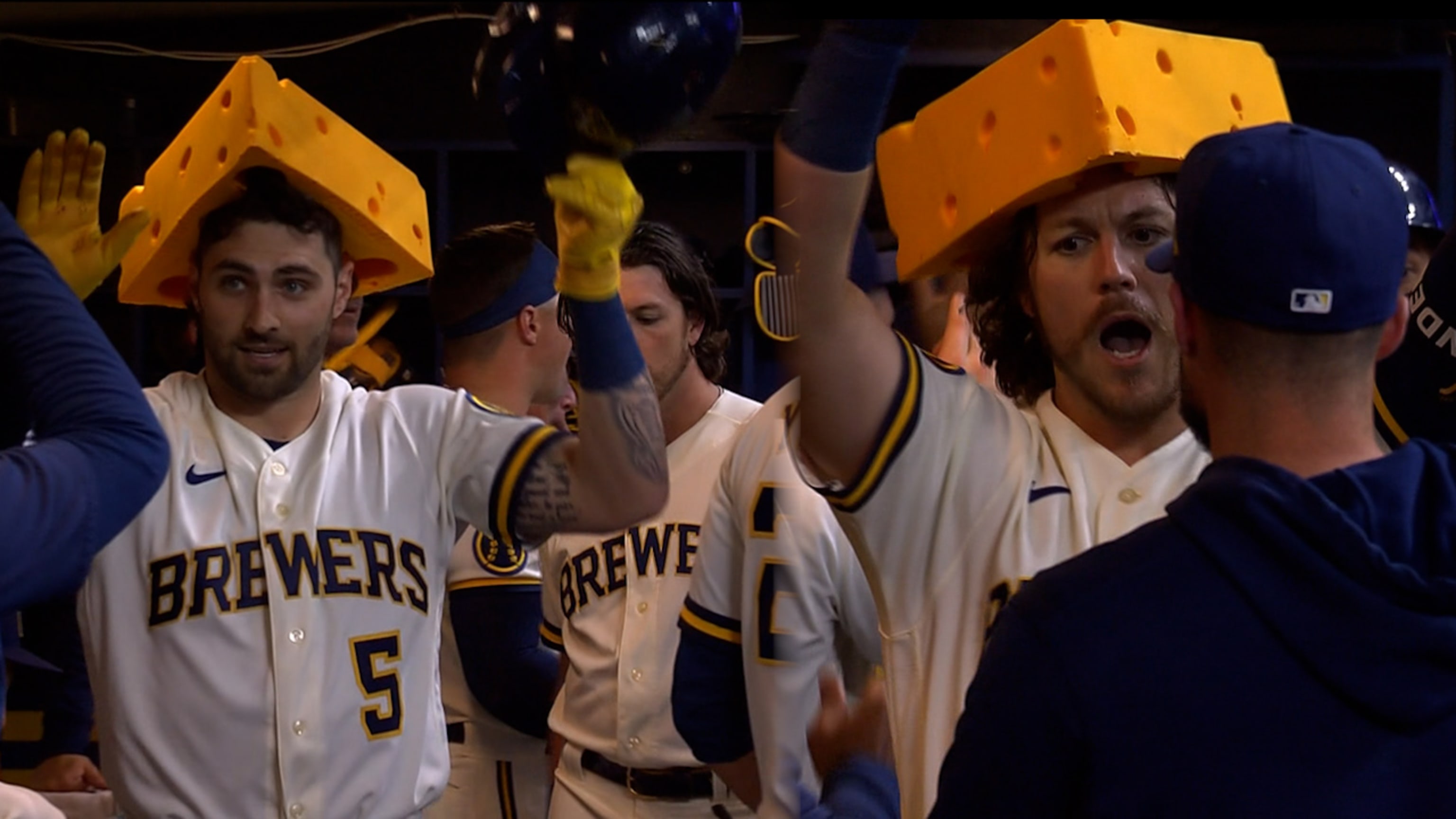 Brewers employ a cheesehead for new home-run celebration