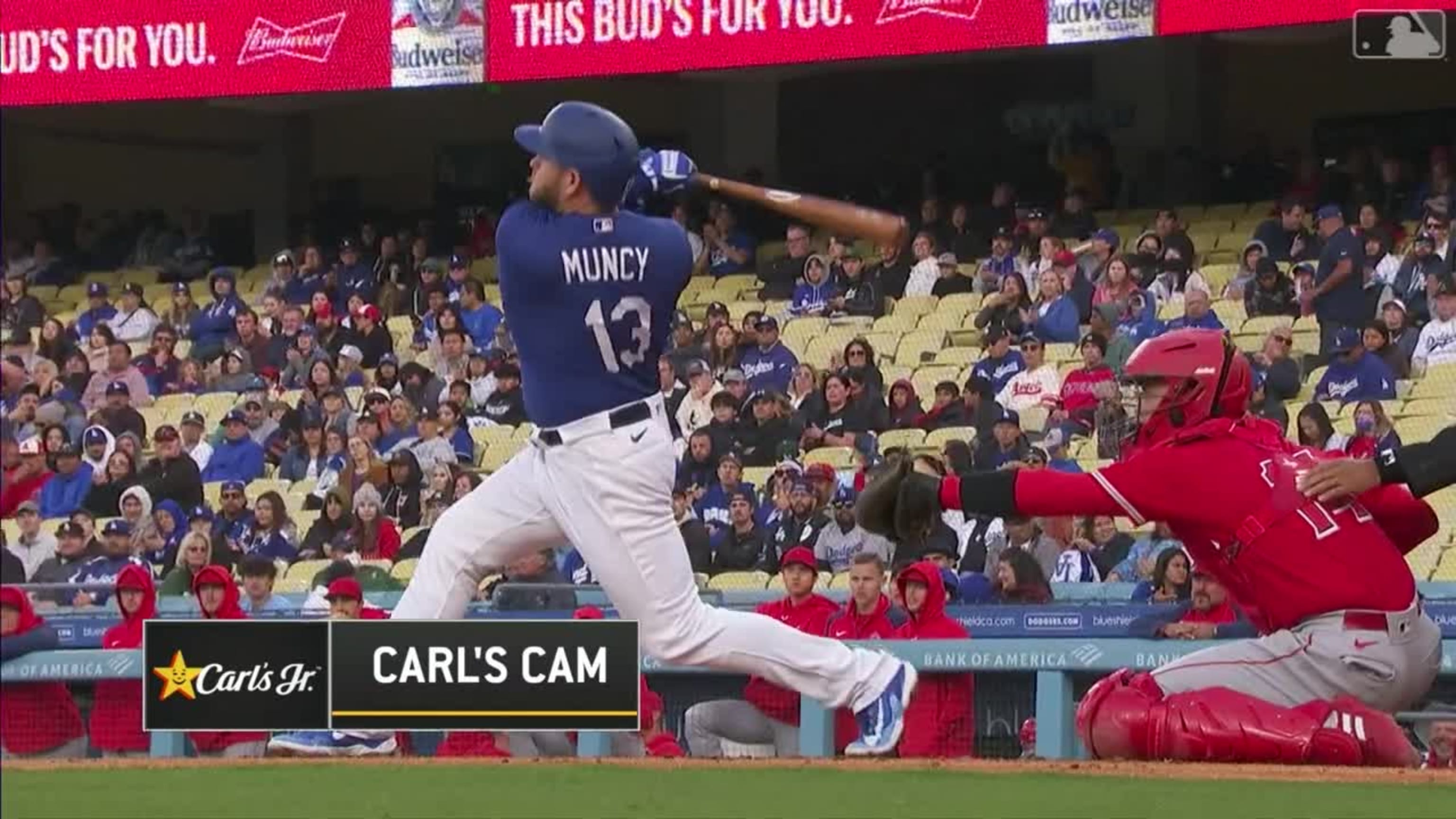 Muncy y Taylor dan HRs seguidos