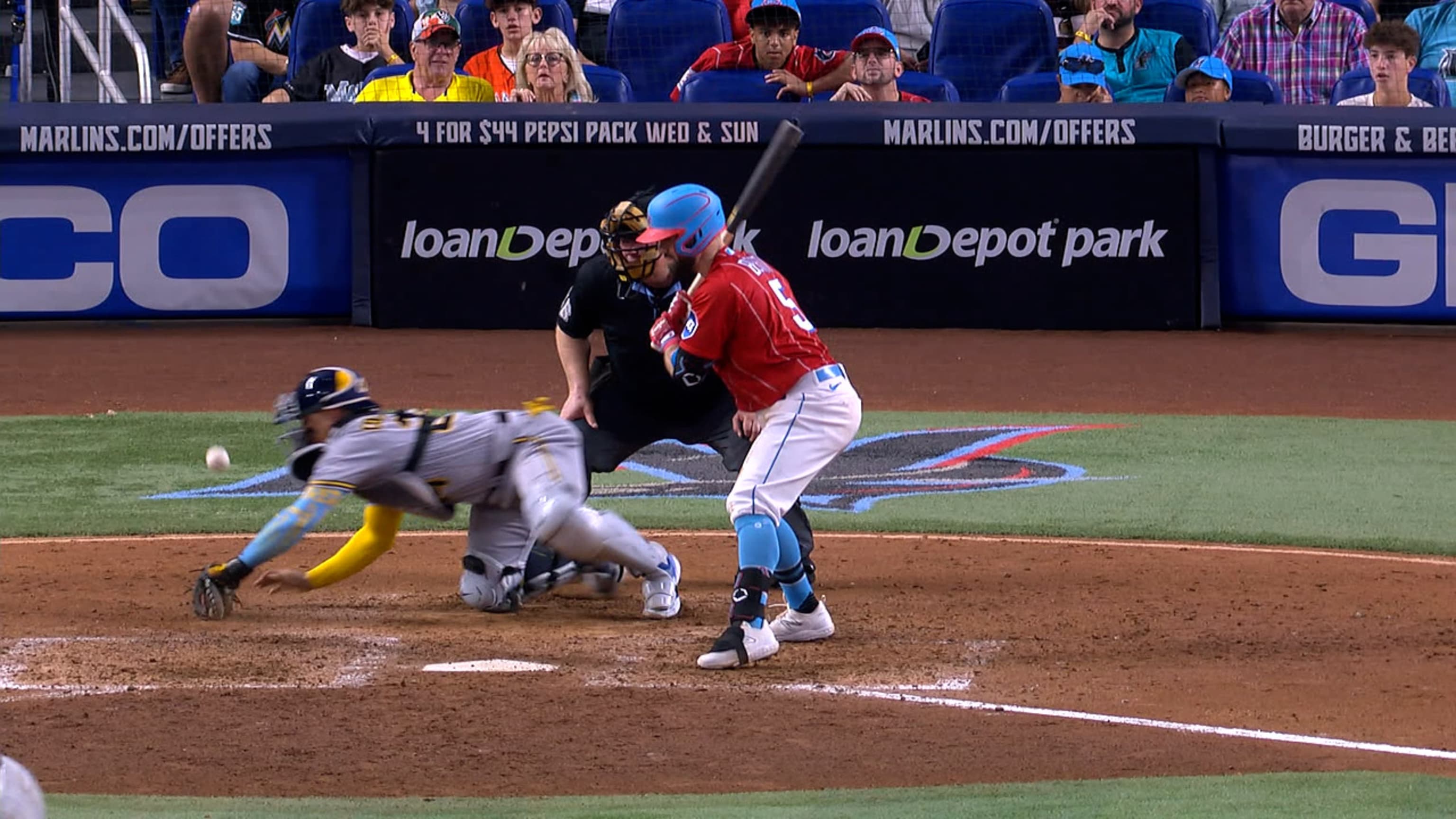 Hampson da ventaja con WP