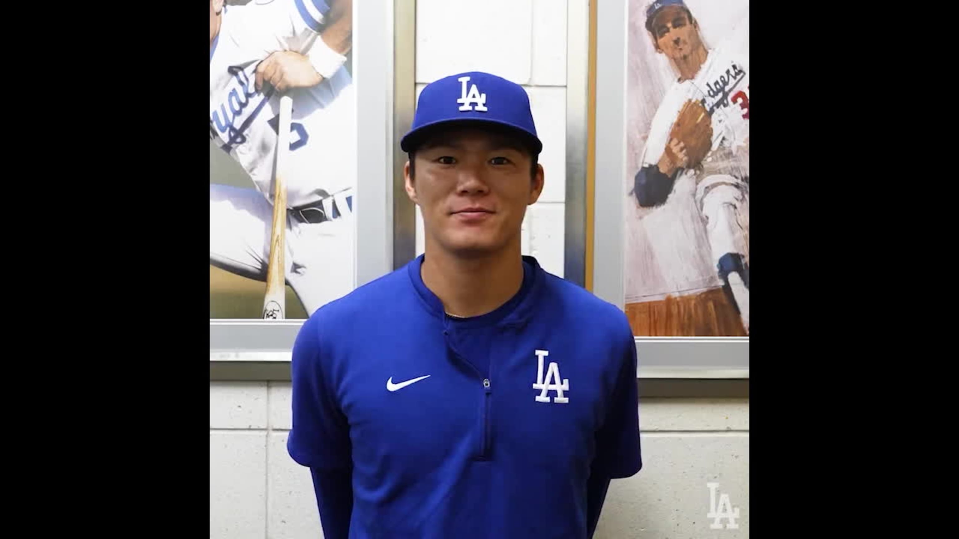 Yoshinobu Yamamoto catches first pitch on bobblehead night
