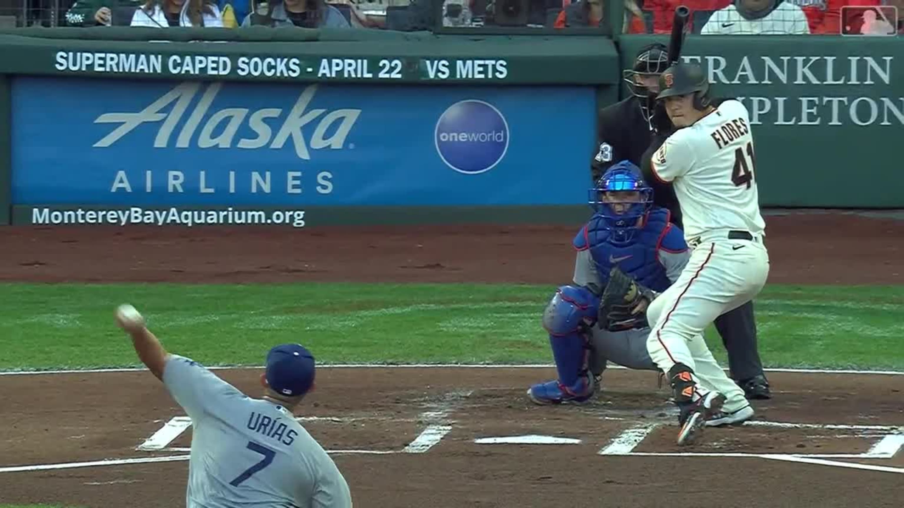Julio Urías poncha a ocho