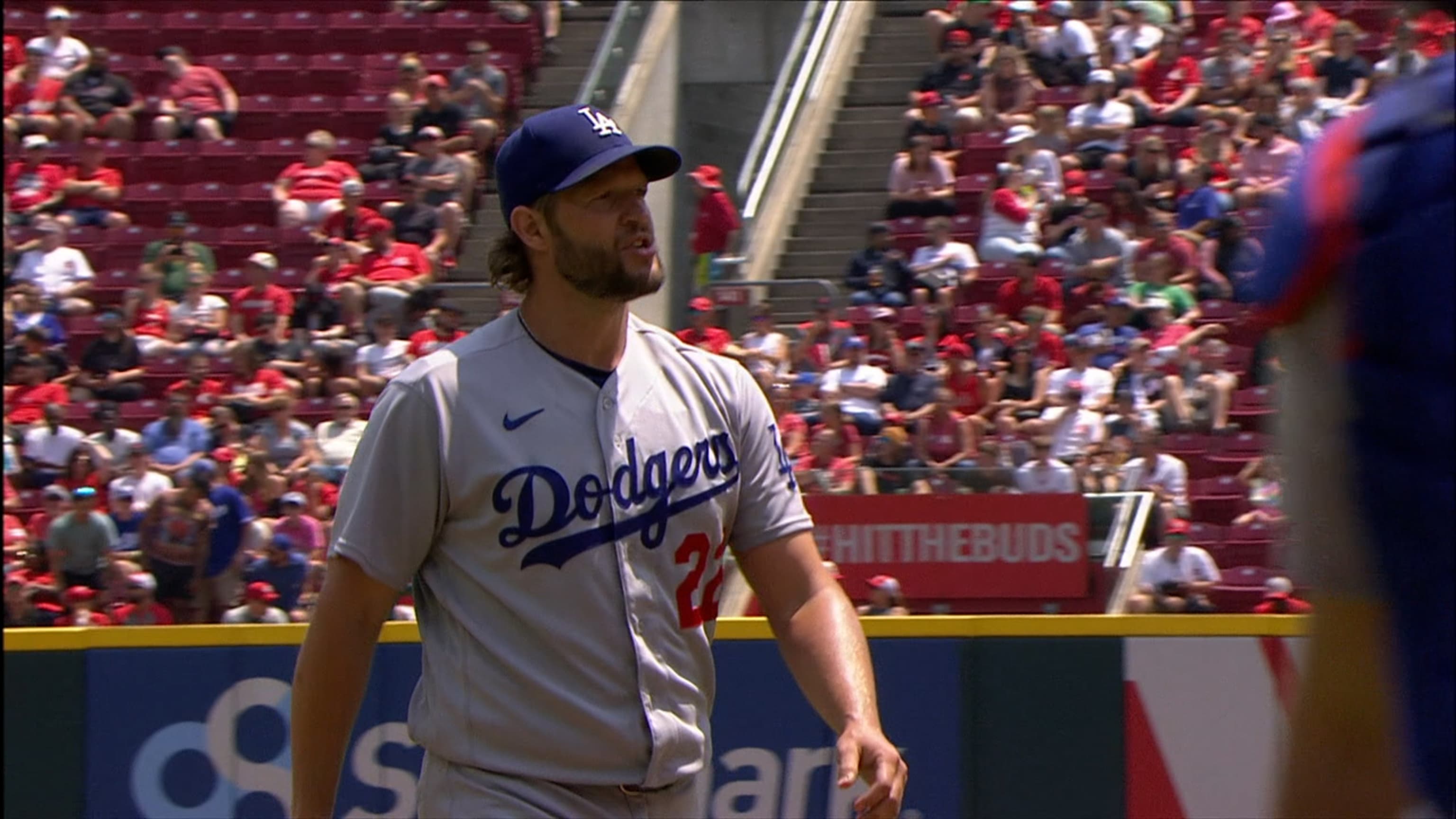 Kershaw dominant over 7 innings, Dodgers beat Cardinals 1-0 - Newsday