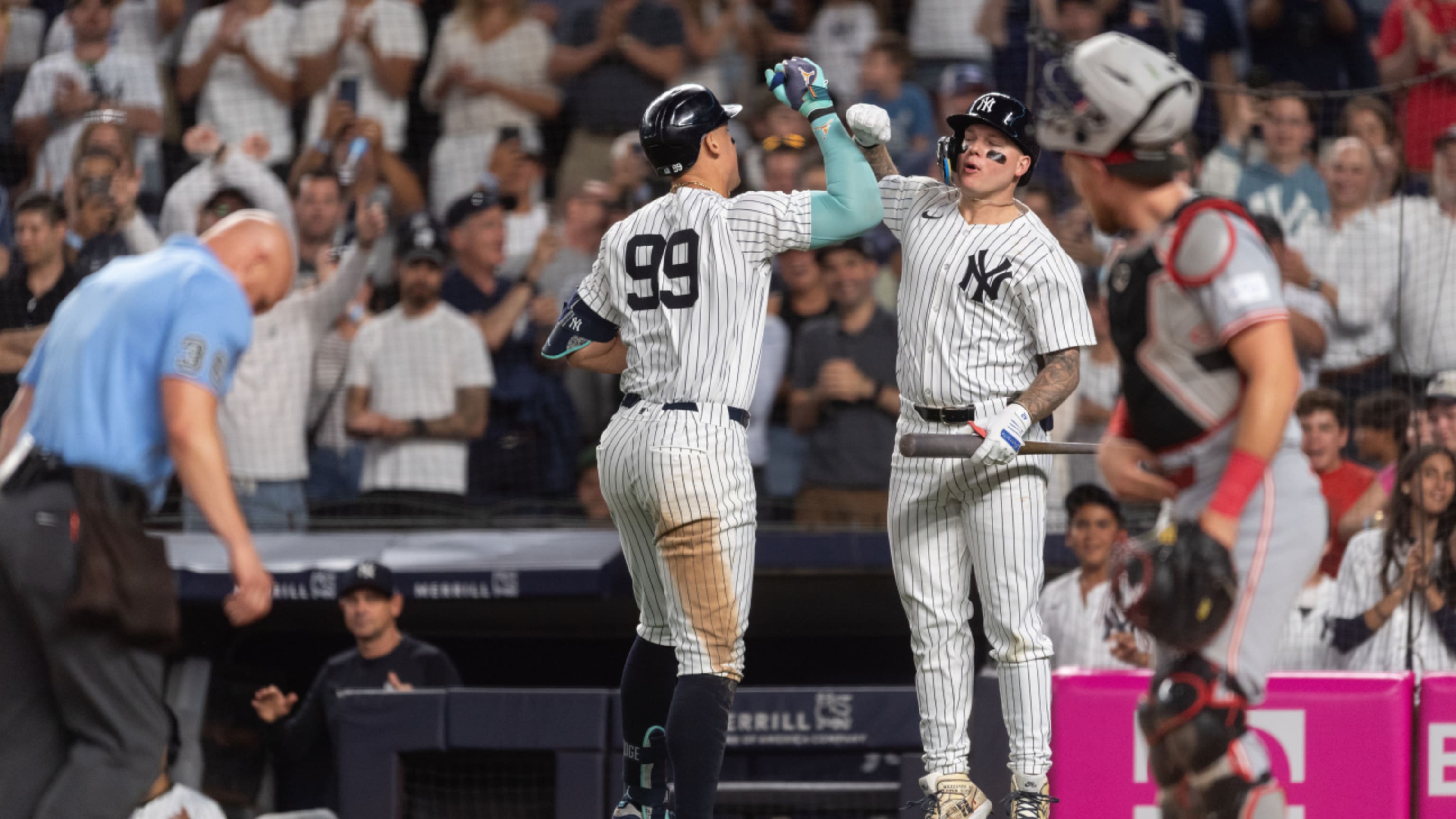 Aaron Judge's solo home run (32)