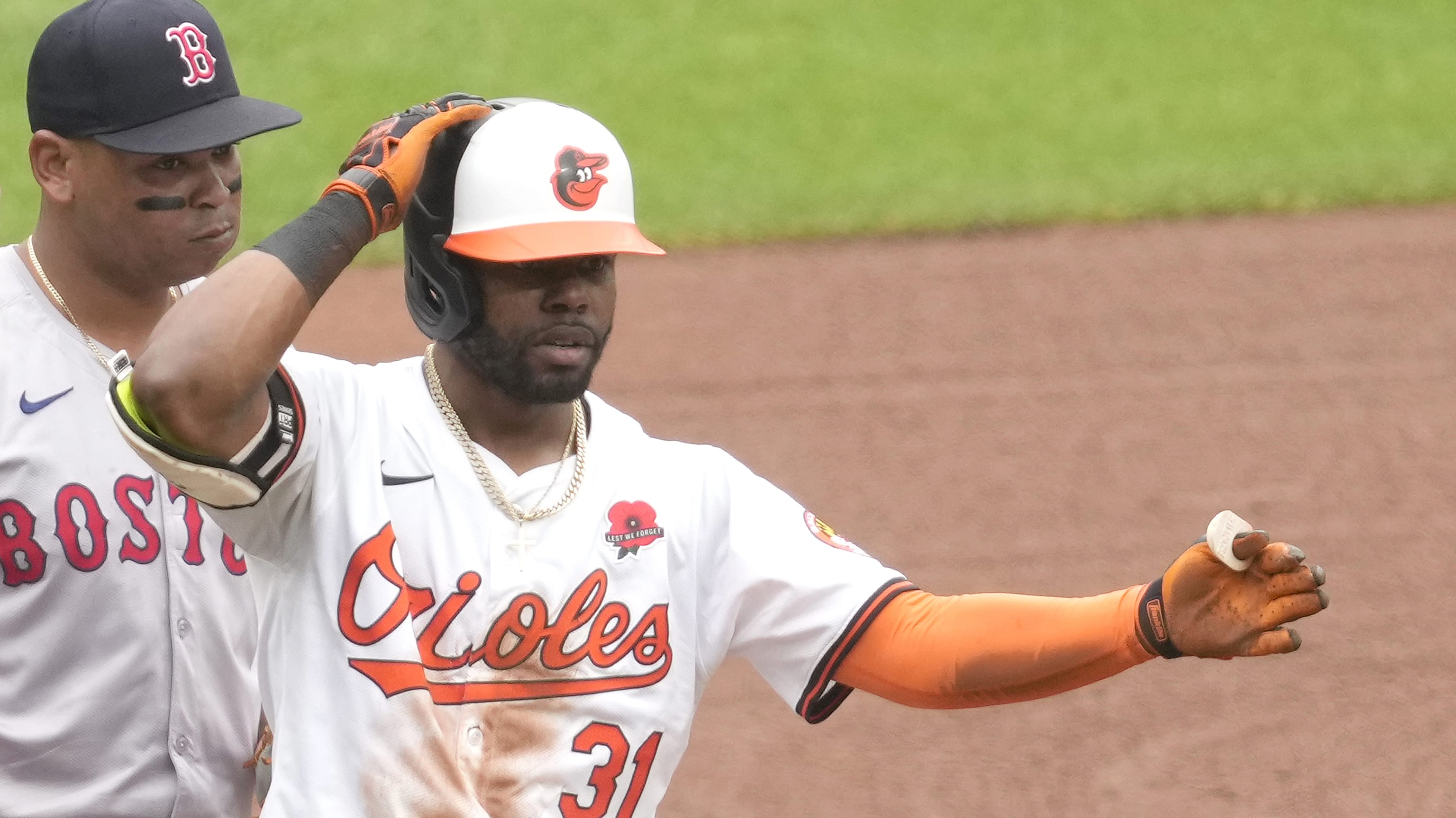 Cedric Mullins' two-run triple