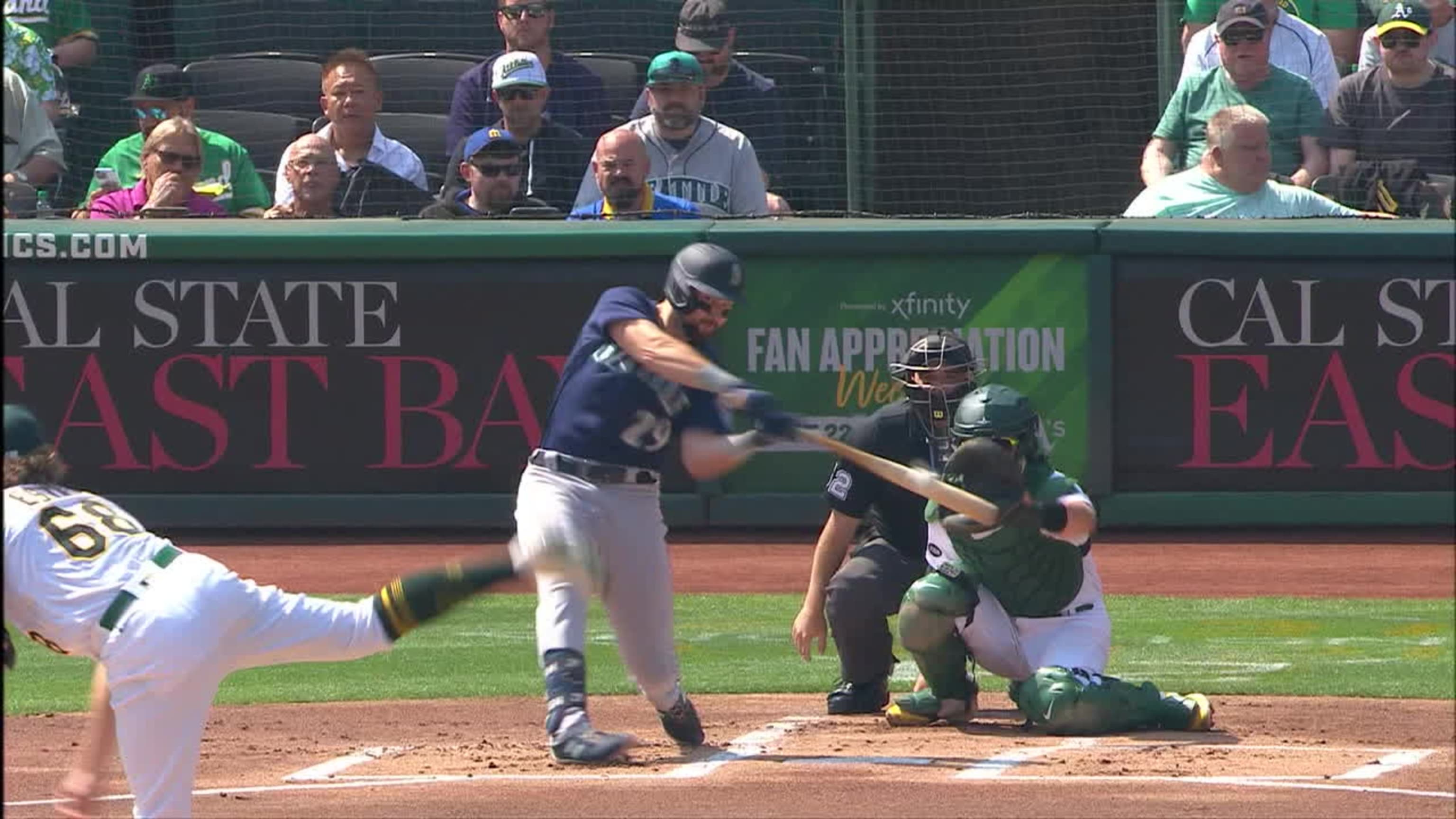 Julio Rodríguez scores the game-winning run after being walked as Mariners  beat Angels 3-2 - The San Diego Union-Tribune