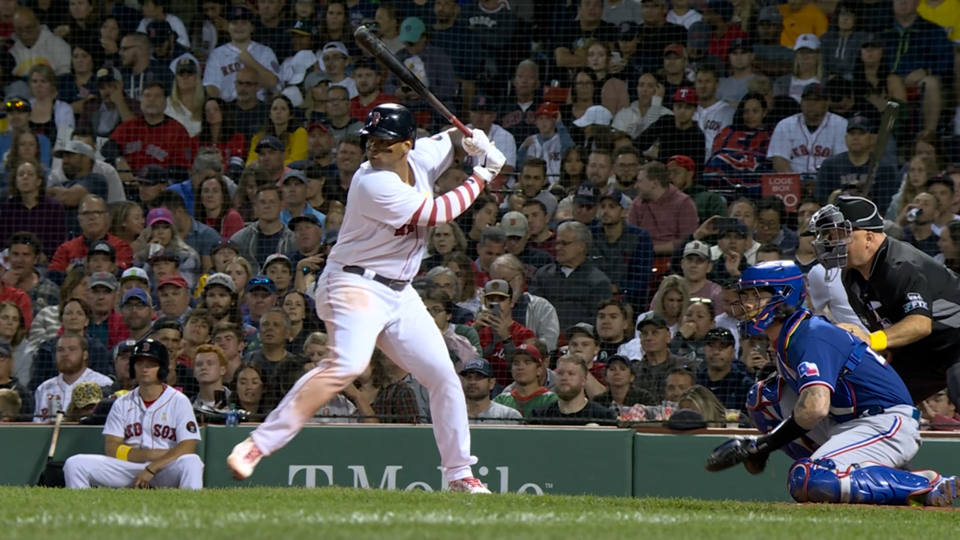 Red Sox's Wong records hit in memorable start