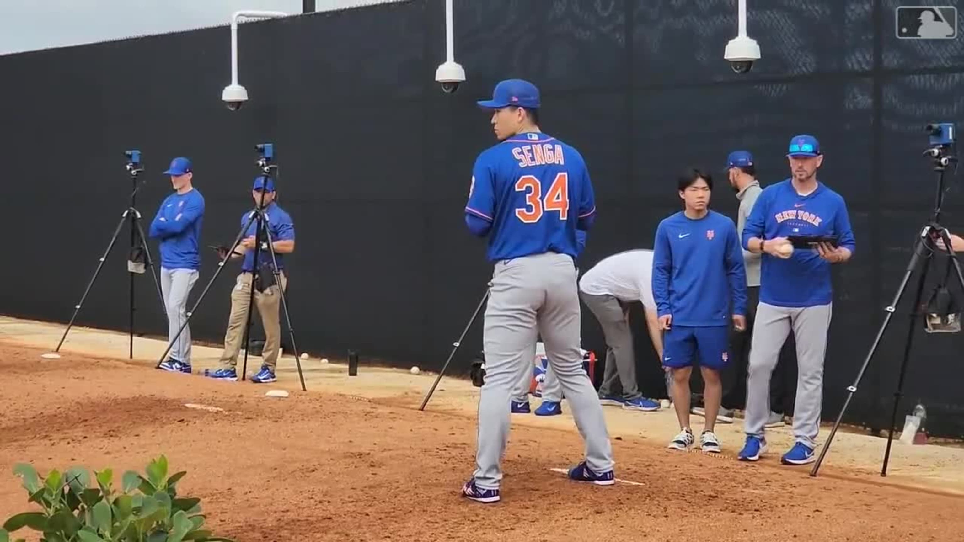 Kodai Senga throws a ghost fork pitch